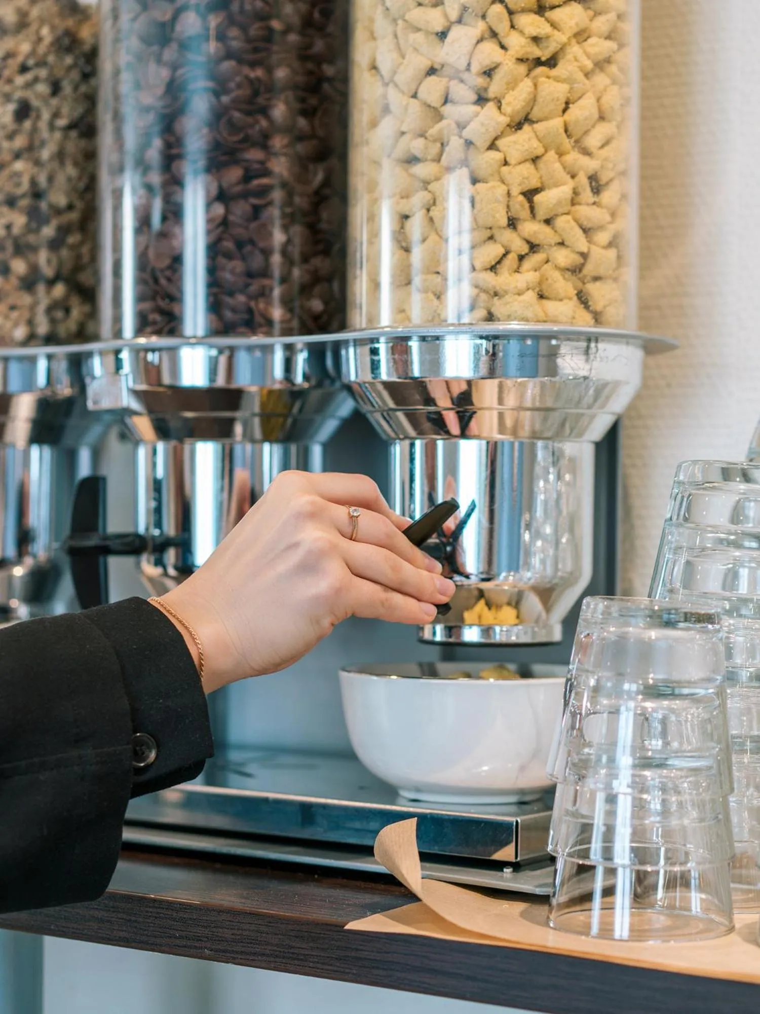 Breakfast in Séjours & Affaires Caen Le Clos Beaumois