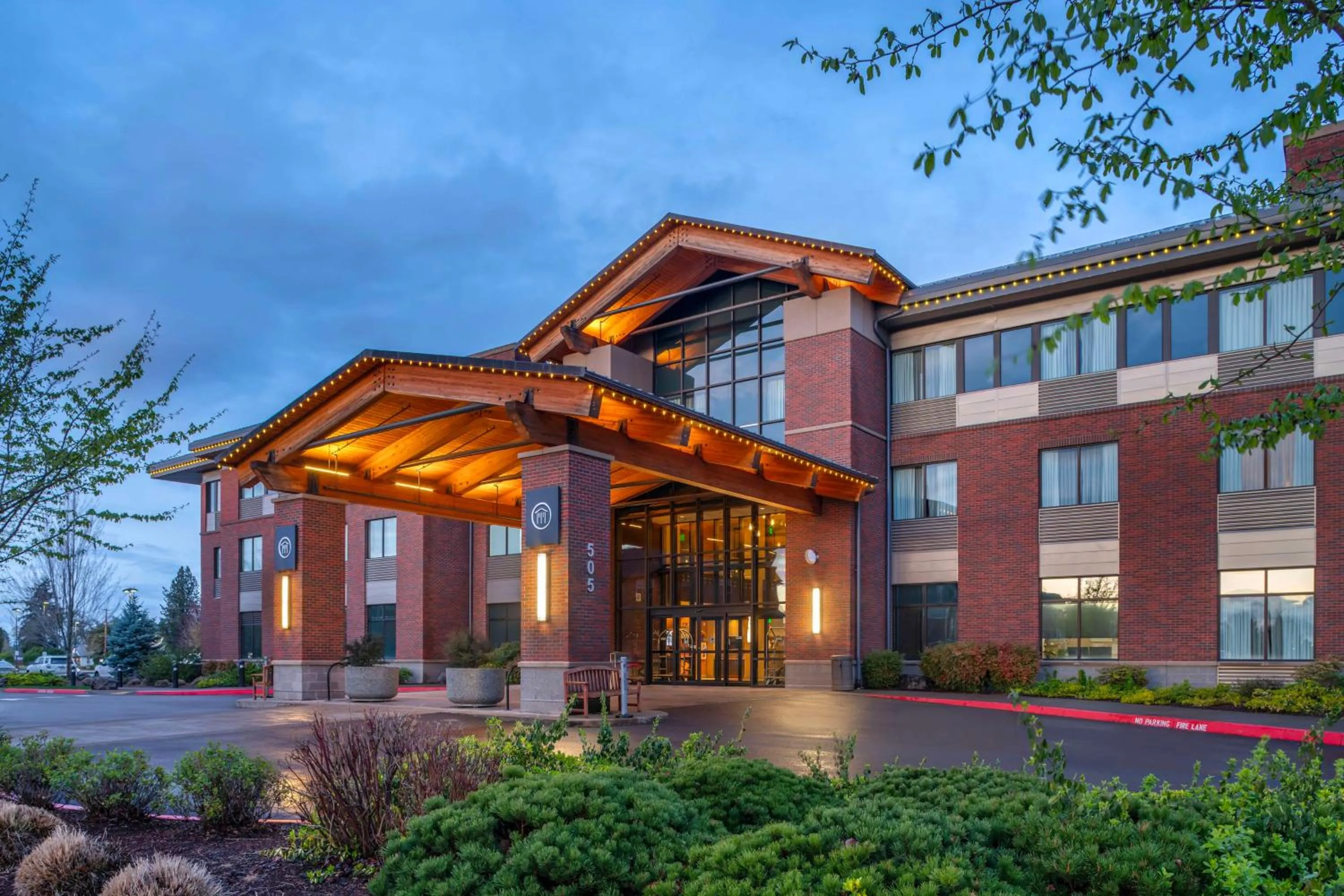 Property building in Best Western Premier Boulder Falls Inn