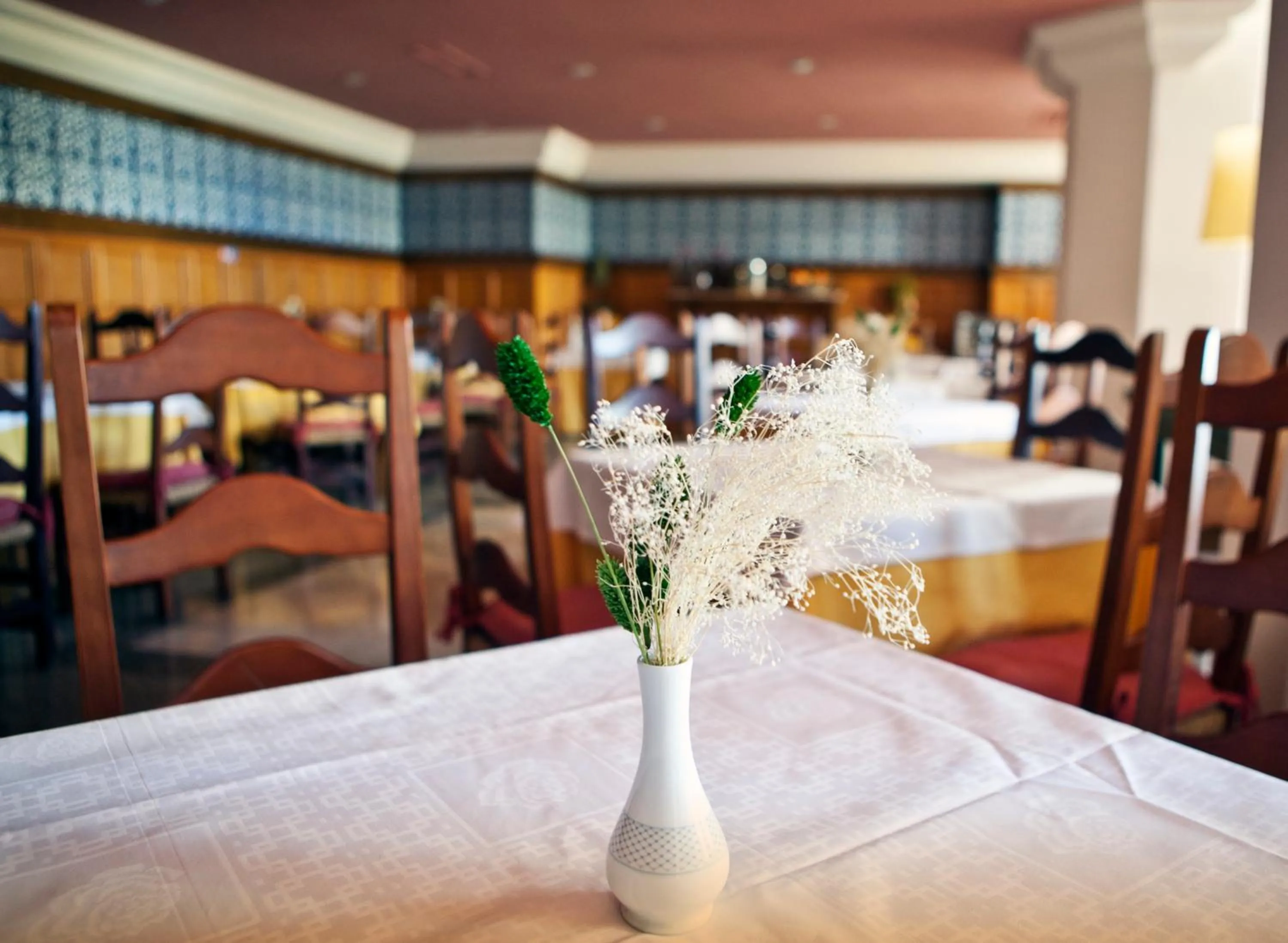 Restaurant/places to eat in Hotel Apartamentos Trevenque