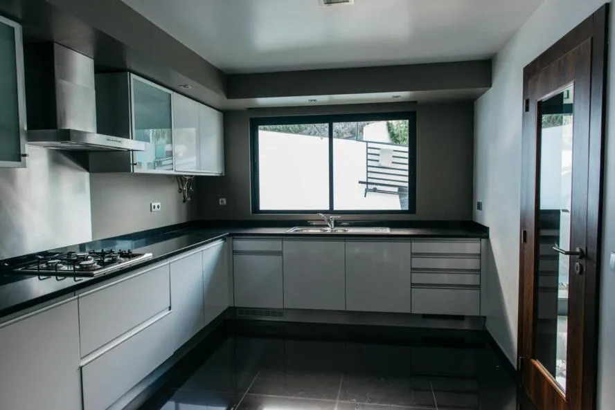 Kitchen or kitchenette in Vilas Mediterrâneo