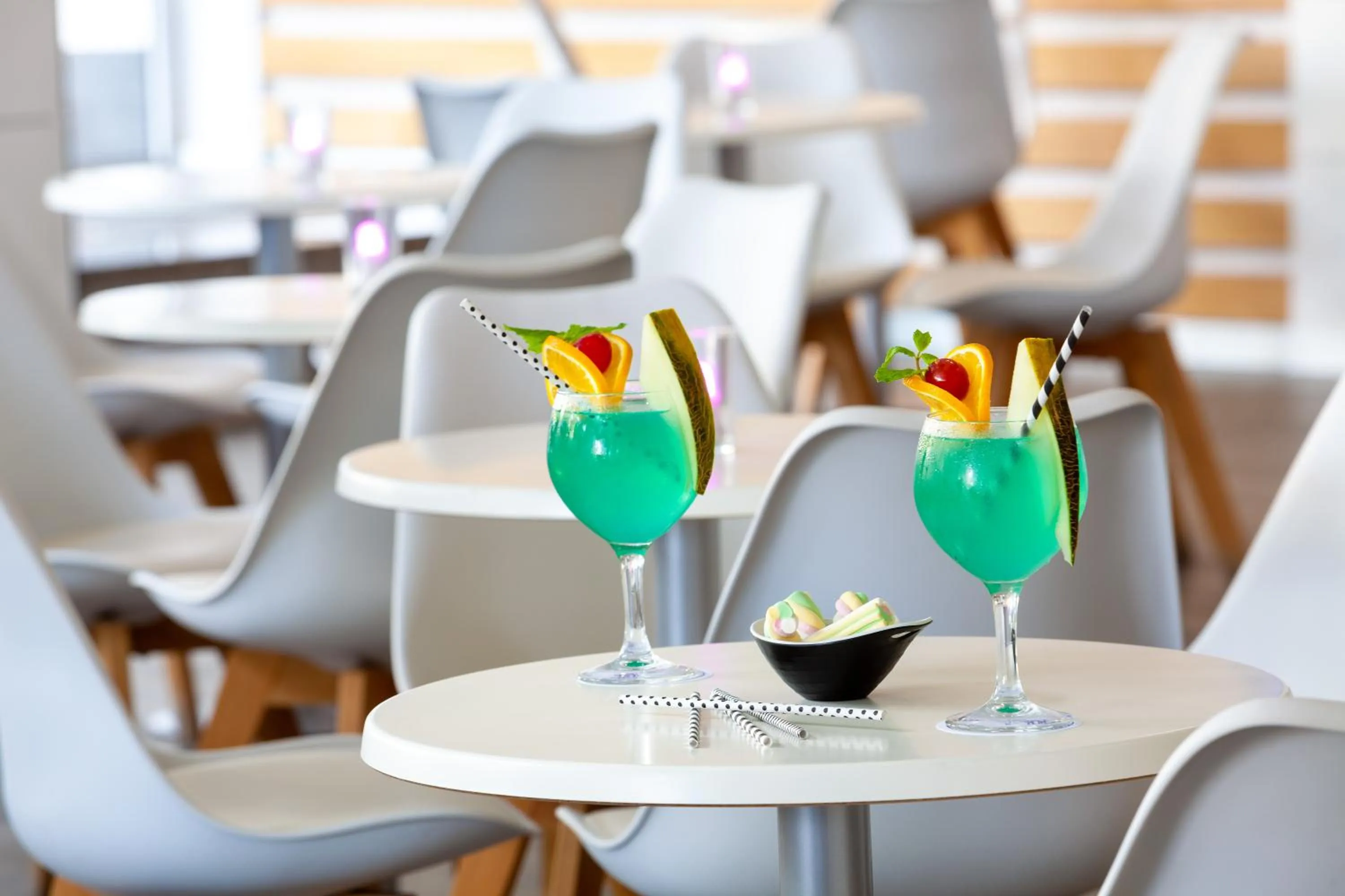 Playaolid Suites & Apartments