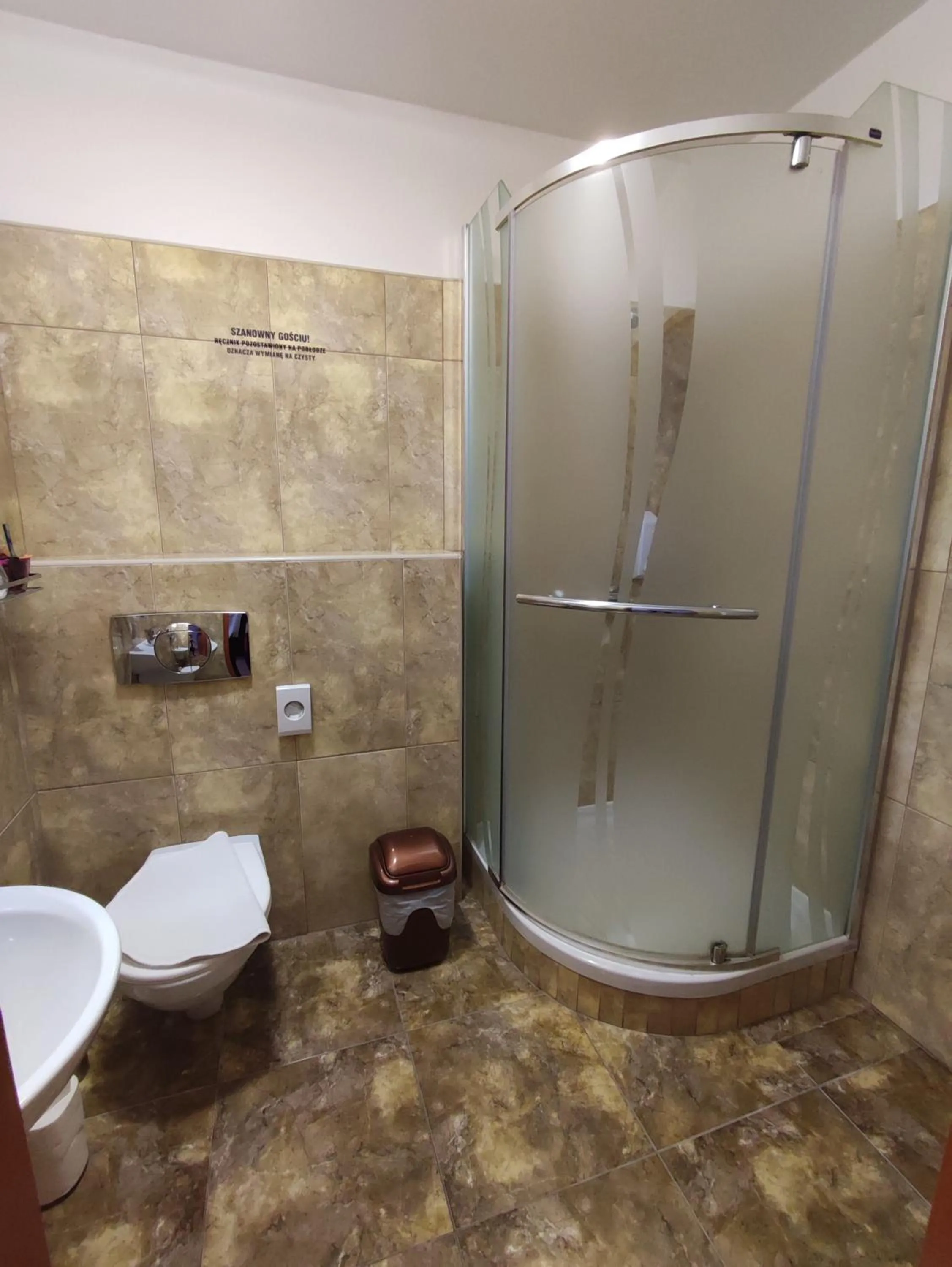 Shower in Pensjonat Wioletta