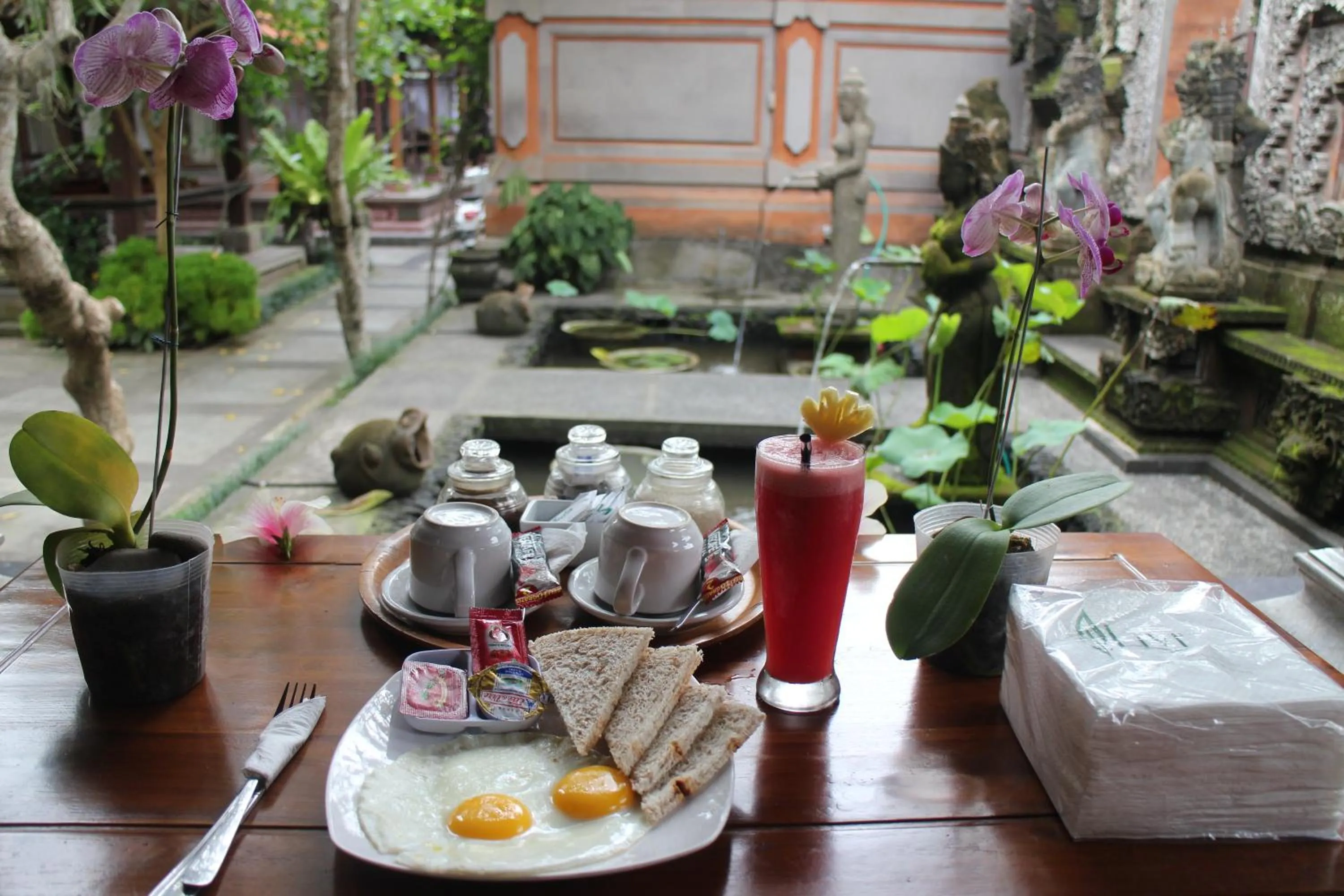 Food and drinks in Betutu Bali Villas