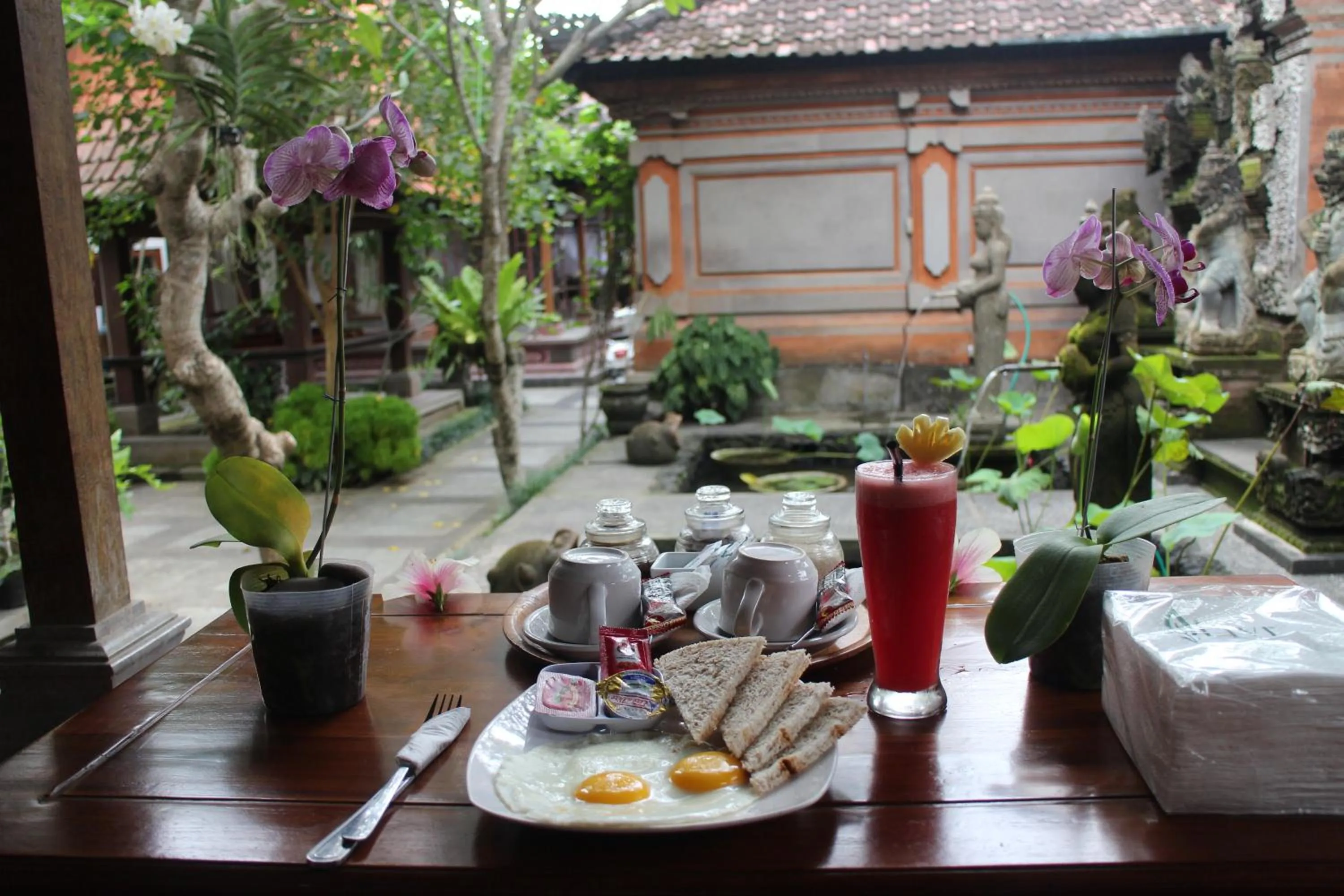 Food and drinks in Betutu Bali Villas
