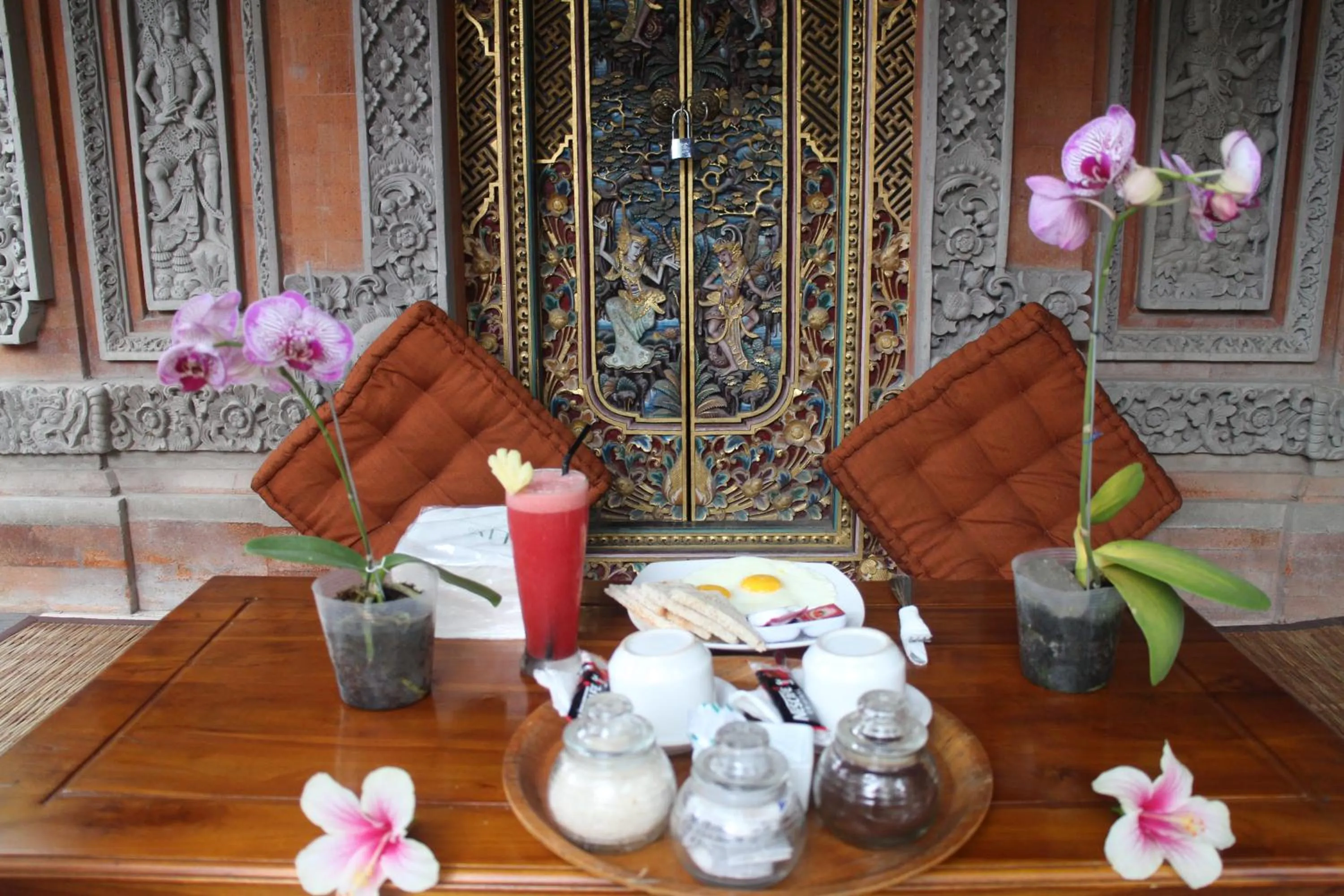 Food and drinks in Betutu Bali Villas