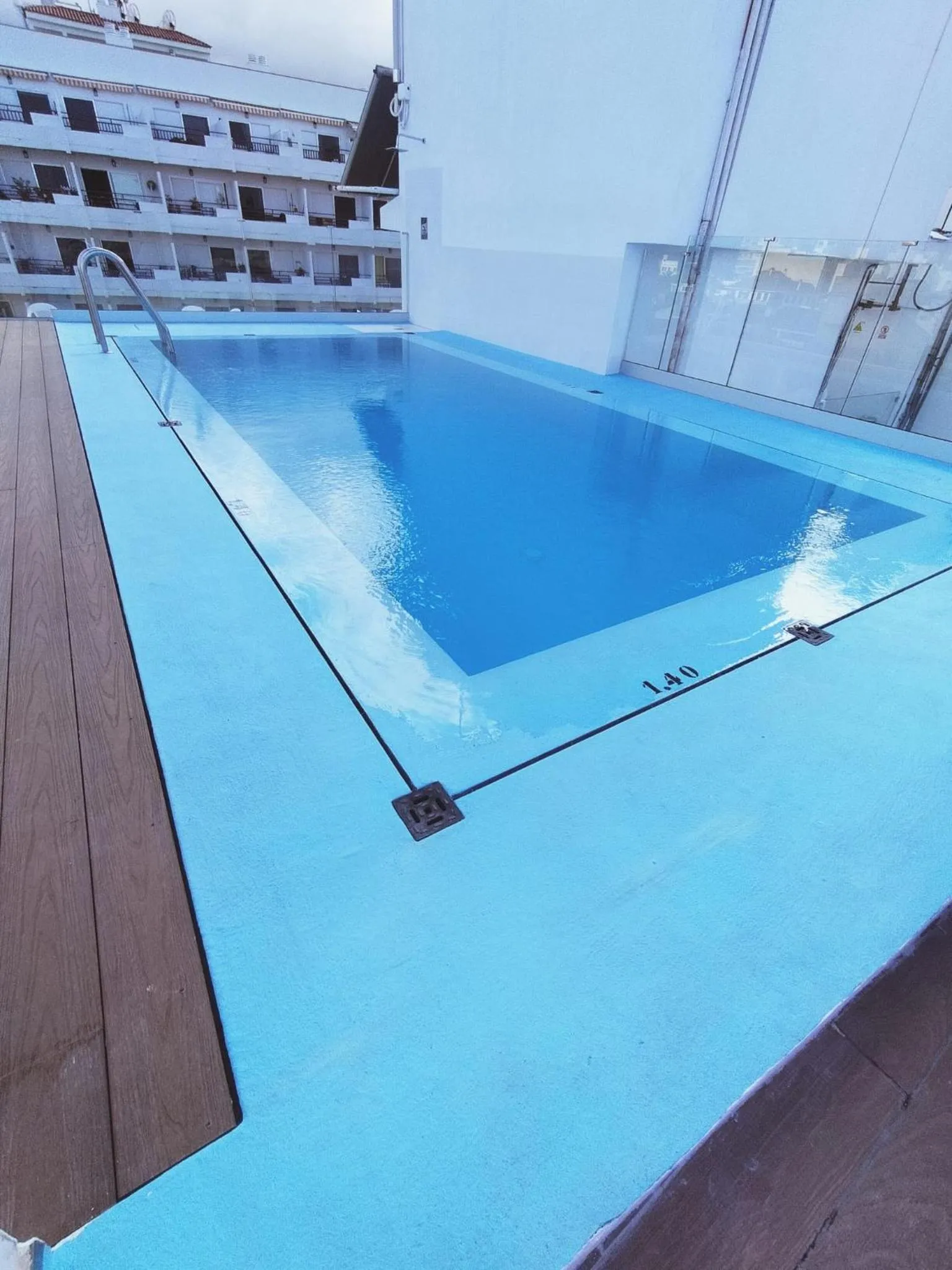 Swimming pool in Apartamentos Park Plaza