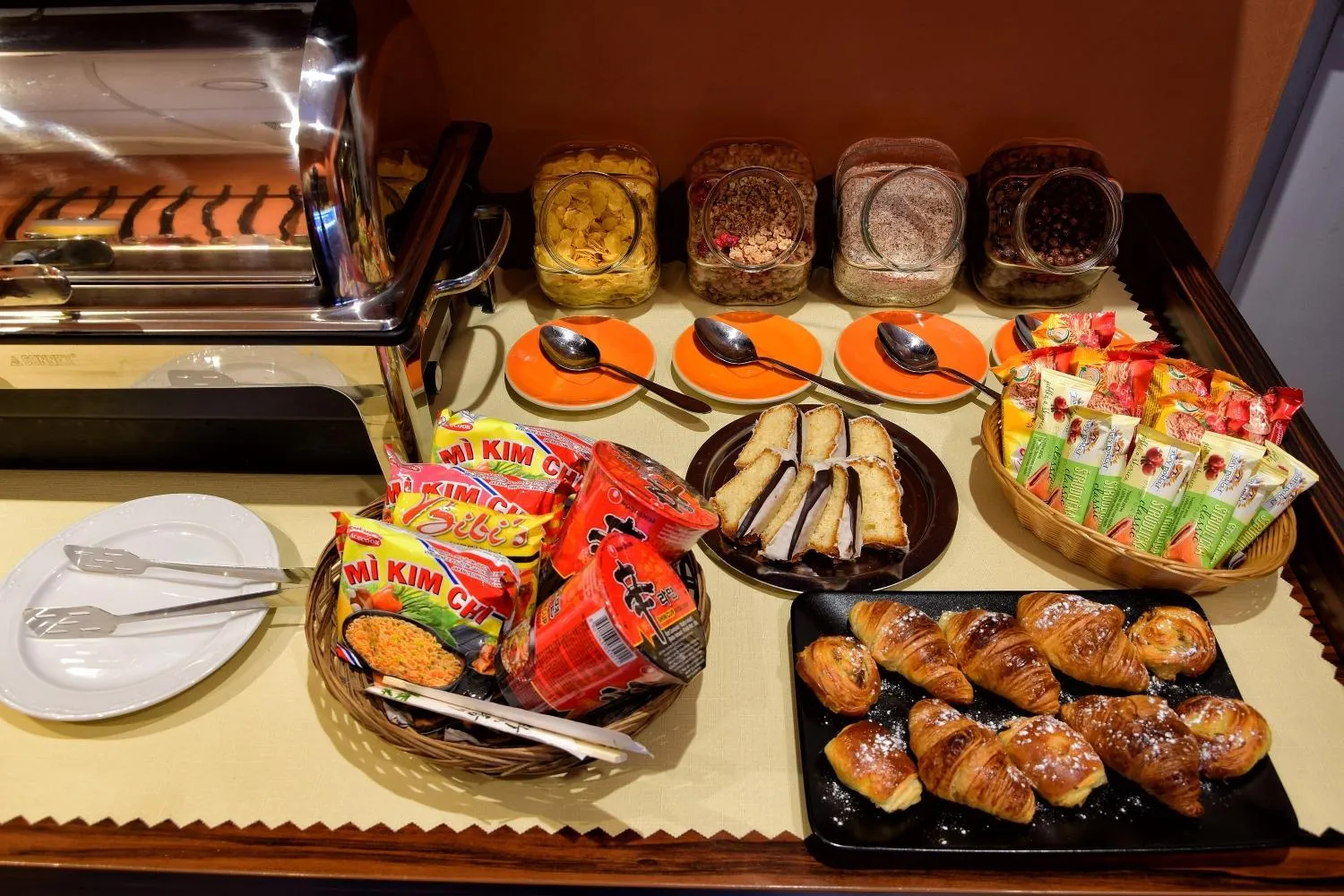 Buffet breakfast in Afrika Hotel Frýdek-Místek