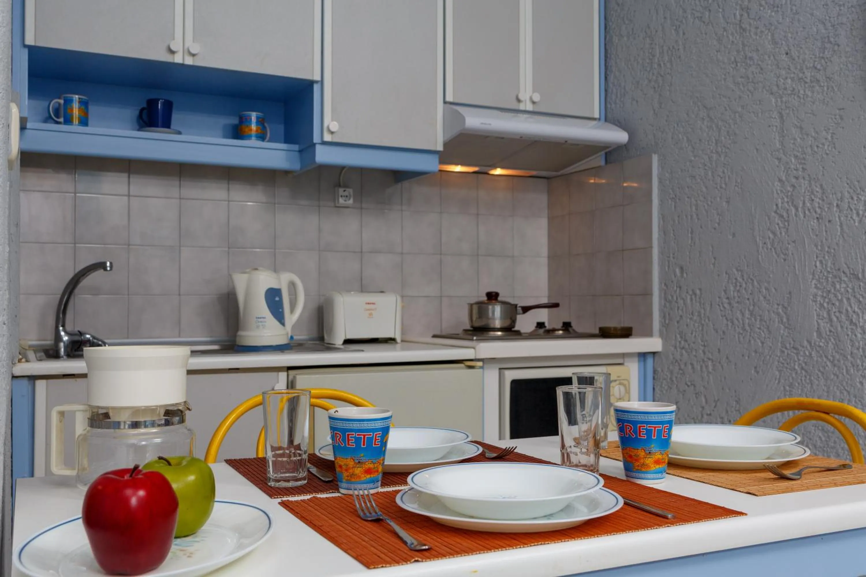 Kitchen or kitchenette in Latania Apartments