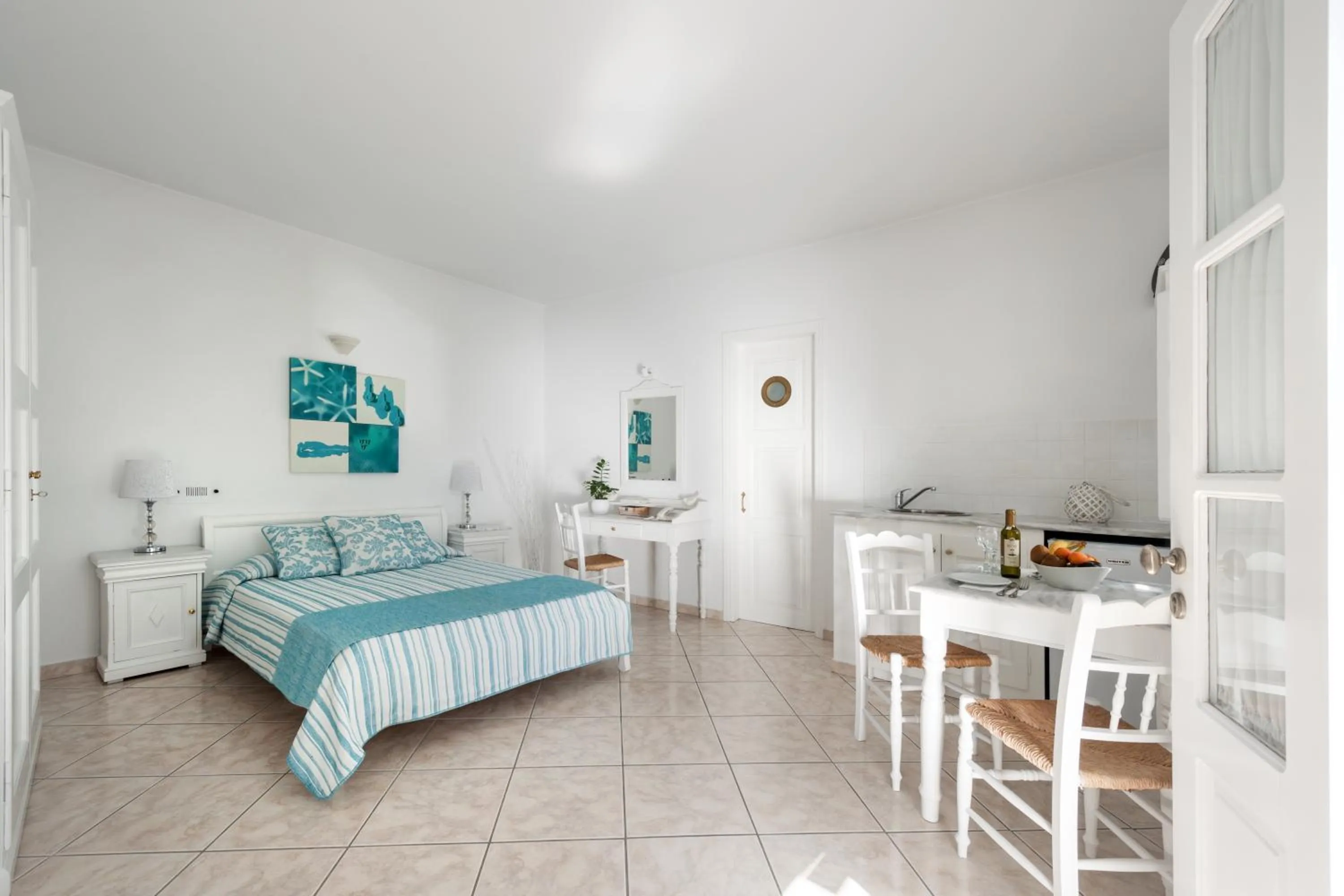 Photo of the whole room, Bed in Casa Bianca