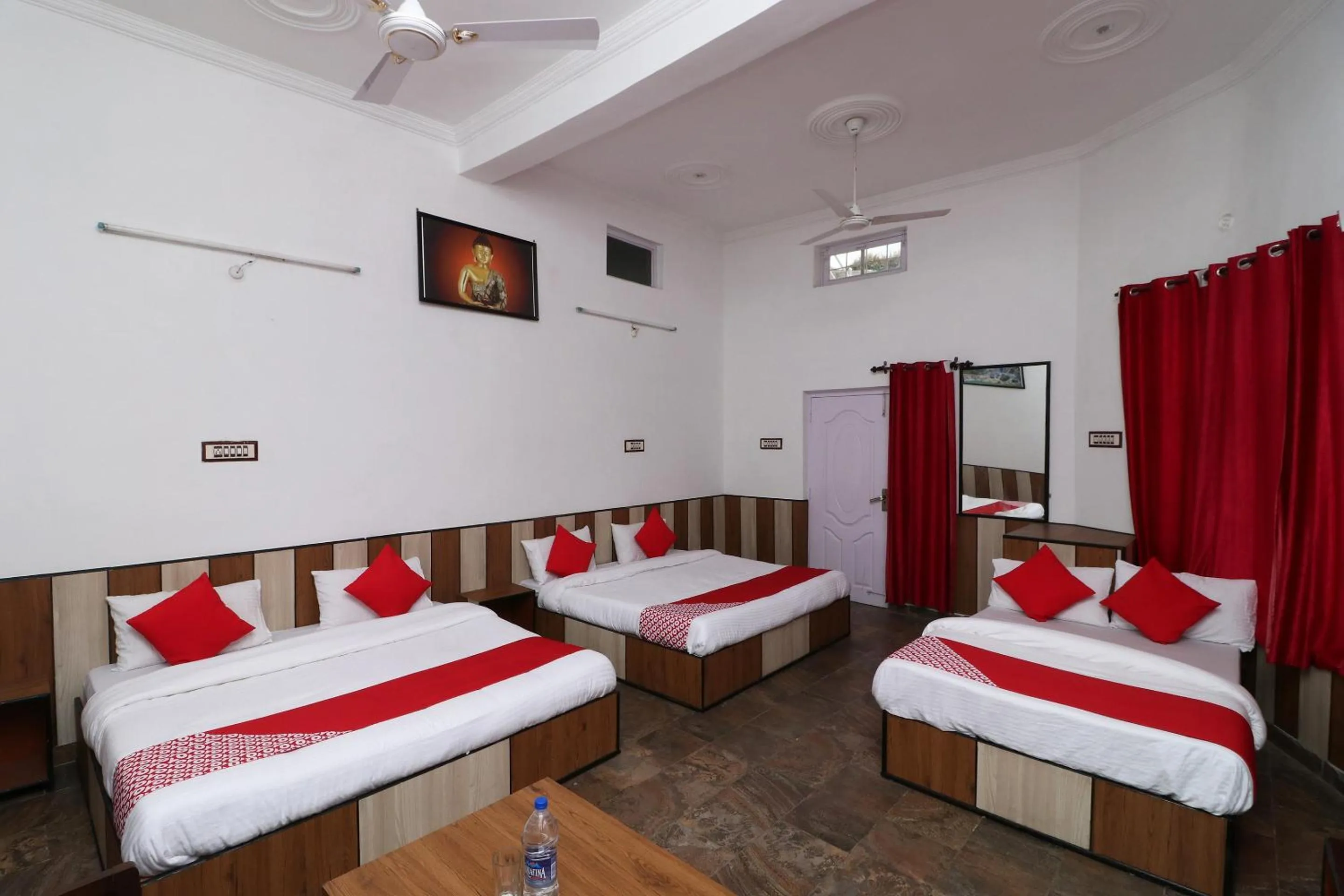 Bedroom in Hotel Aqua Waterfall