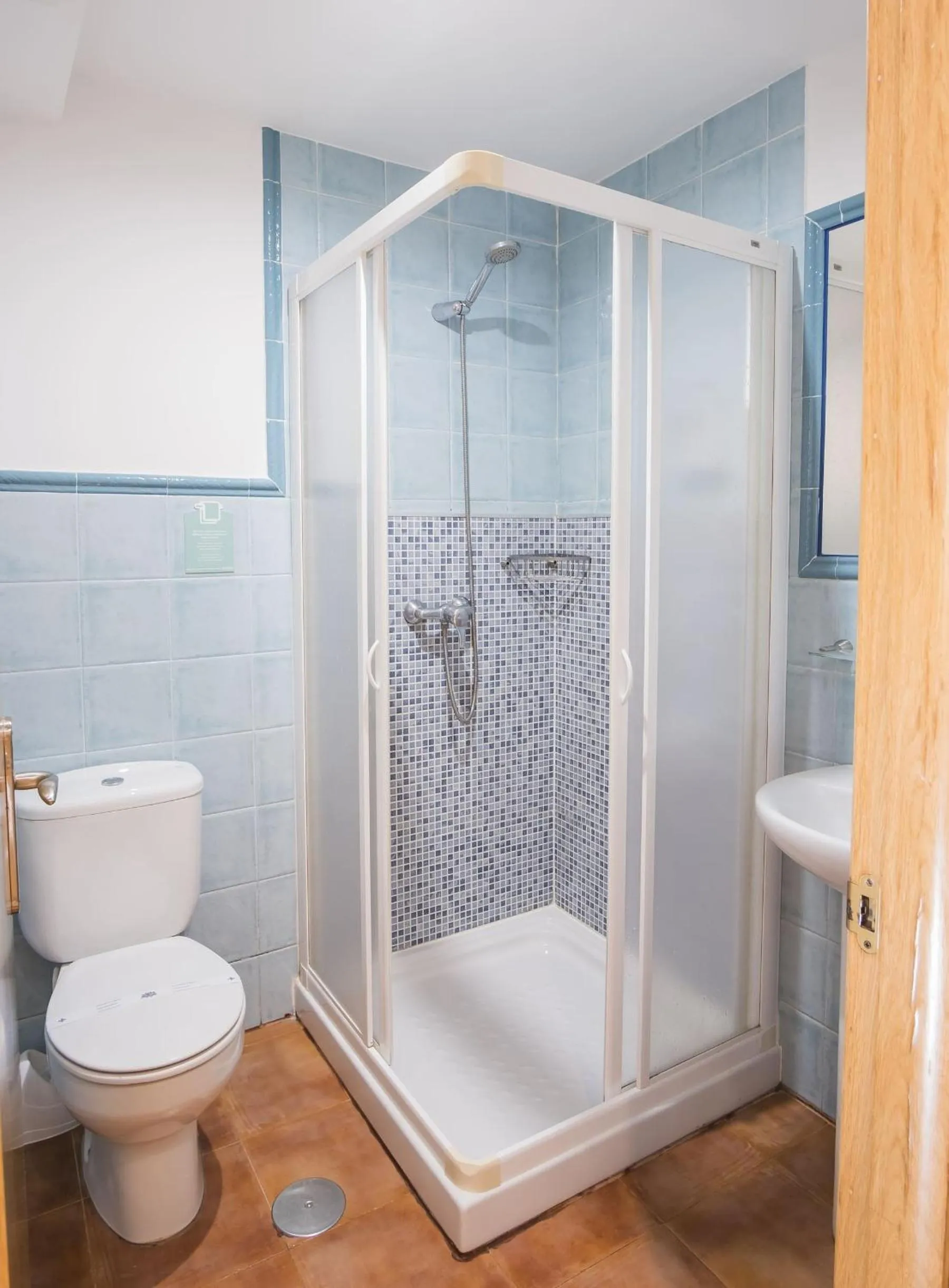 Bathroom in Hotel Alda Algalia