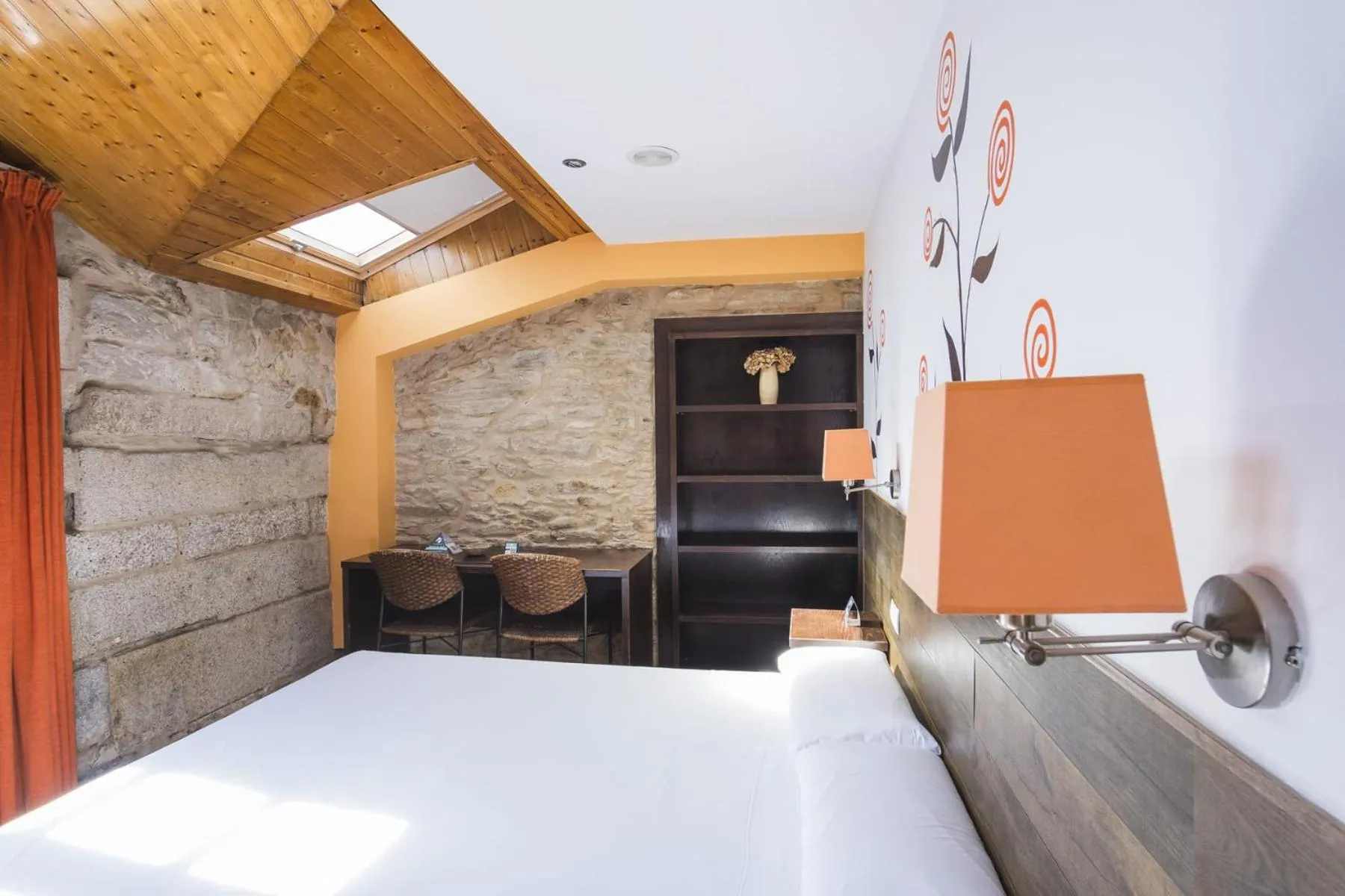 Bedroom, Bed in Hotel Alda Algalia