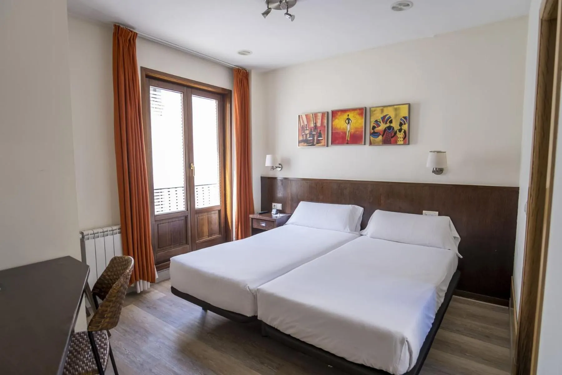 Bed in Hotel Alda Algalia