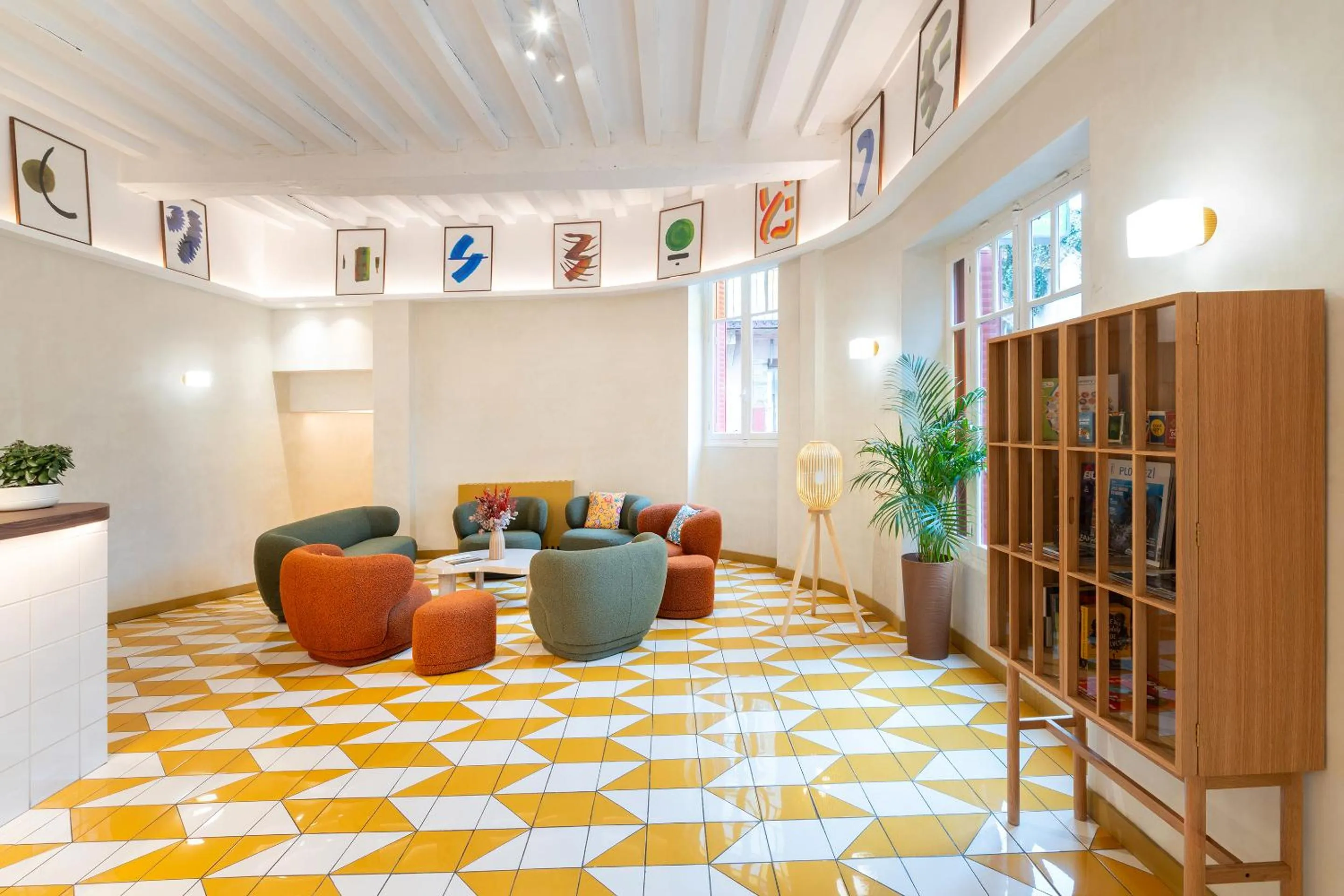 Lobby or reception in Best Western Plus Au Grand Saint Jean