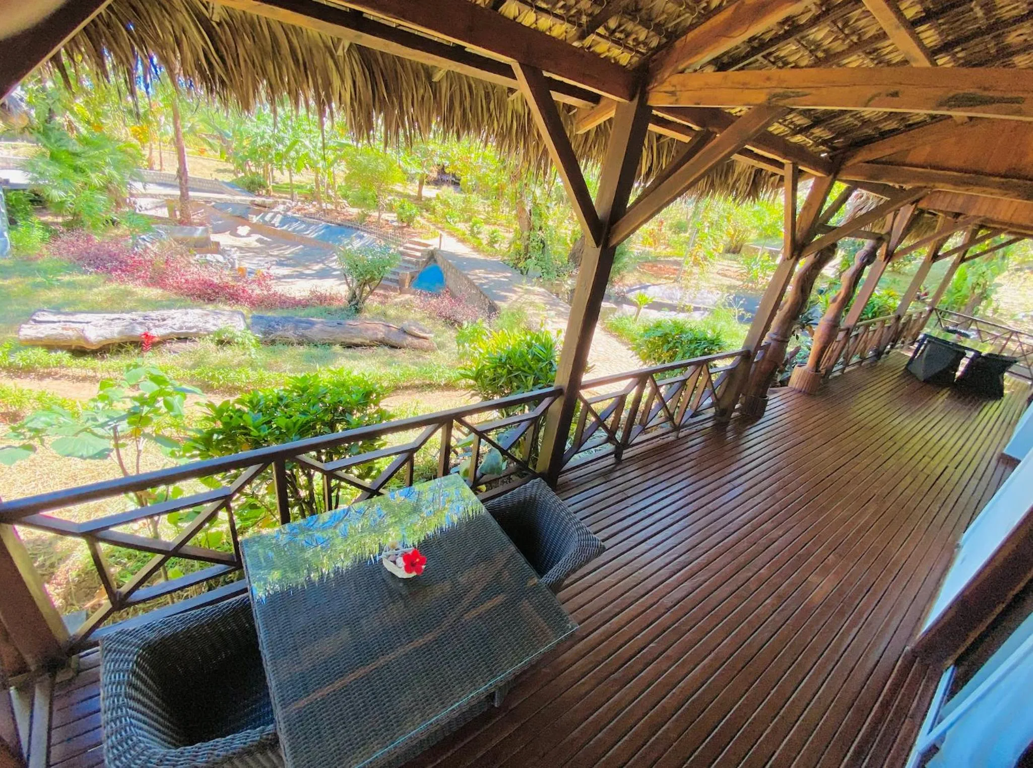 Patio in Hotel Océan Beach Sakatia