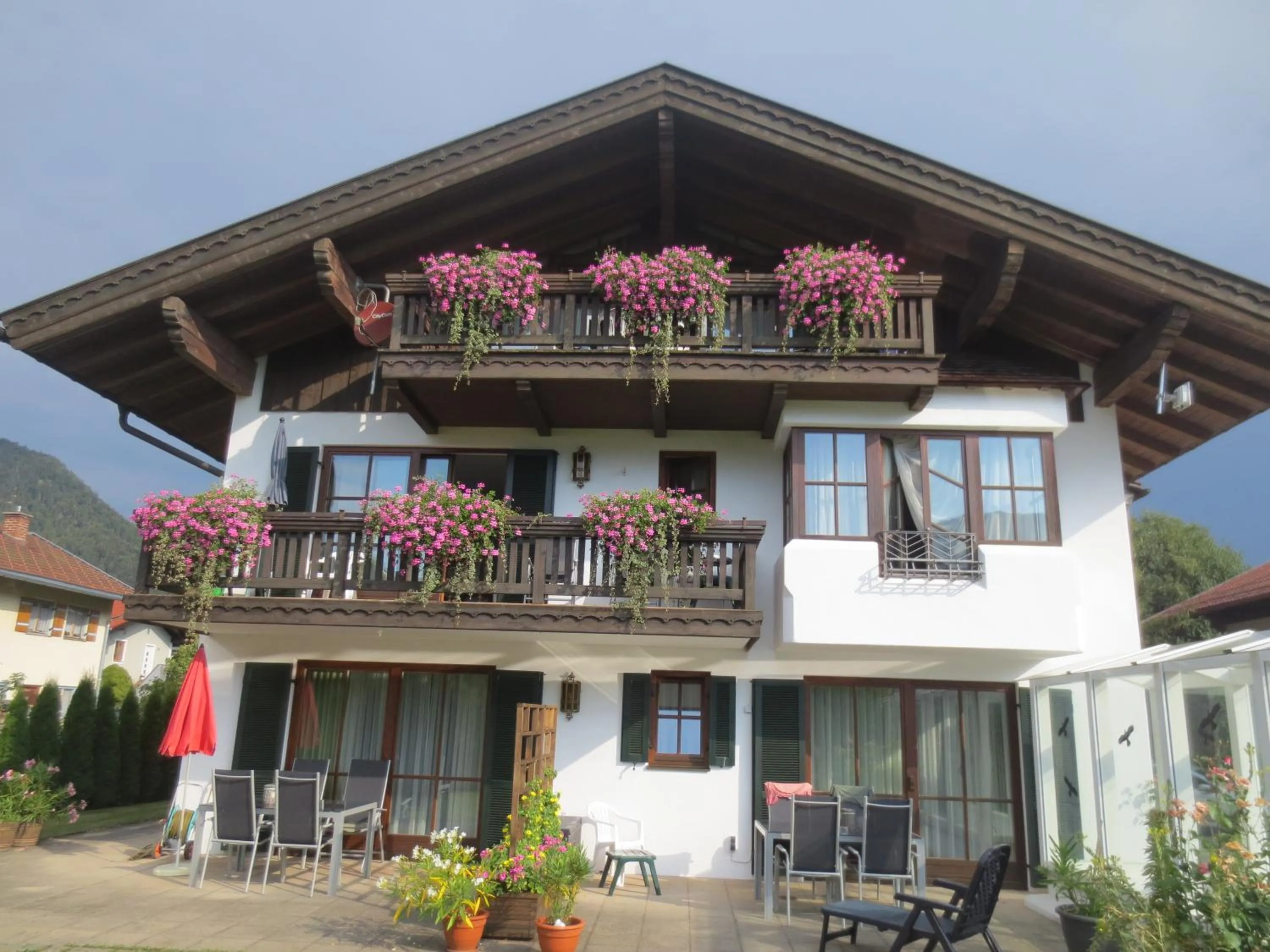 Property building in Alpenotel Rosenhof Ruhpolding, Wellness, Chiemgau Karte, Travelingo Bonus Programm