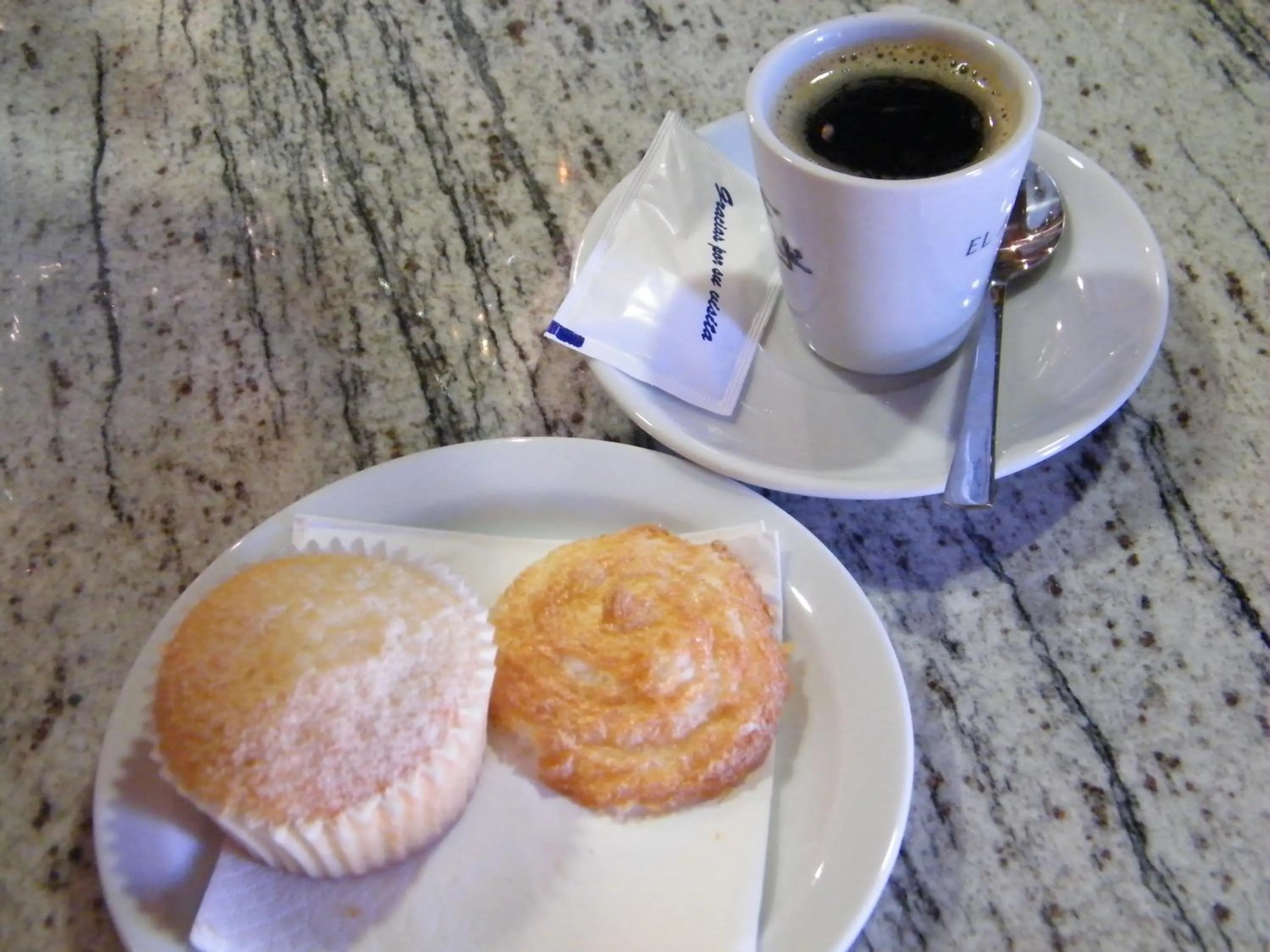 Food and drinks in Hotel Sierra Luz