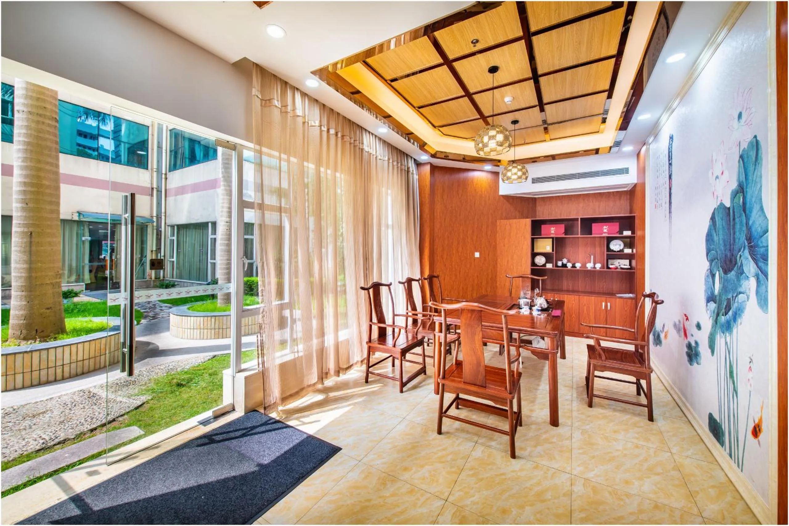 Restaurant/places to eat in Yanling Hotel