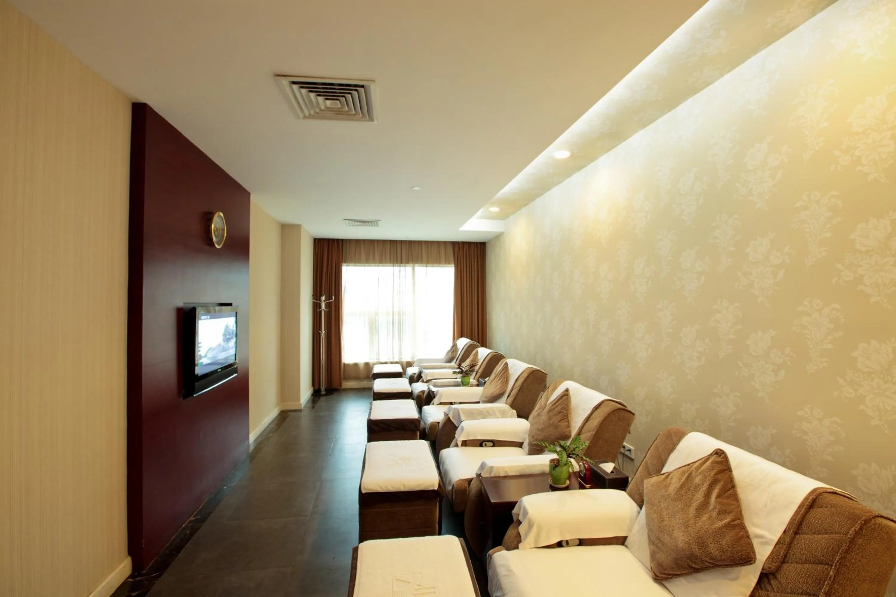 Massage in Yanling Hotel