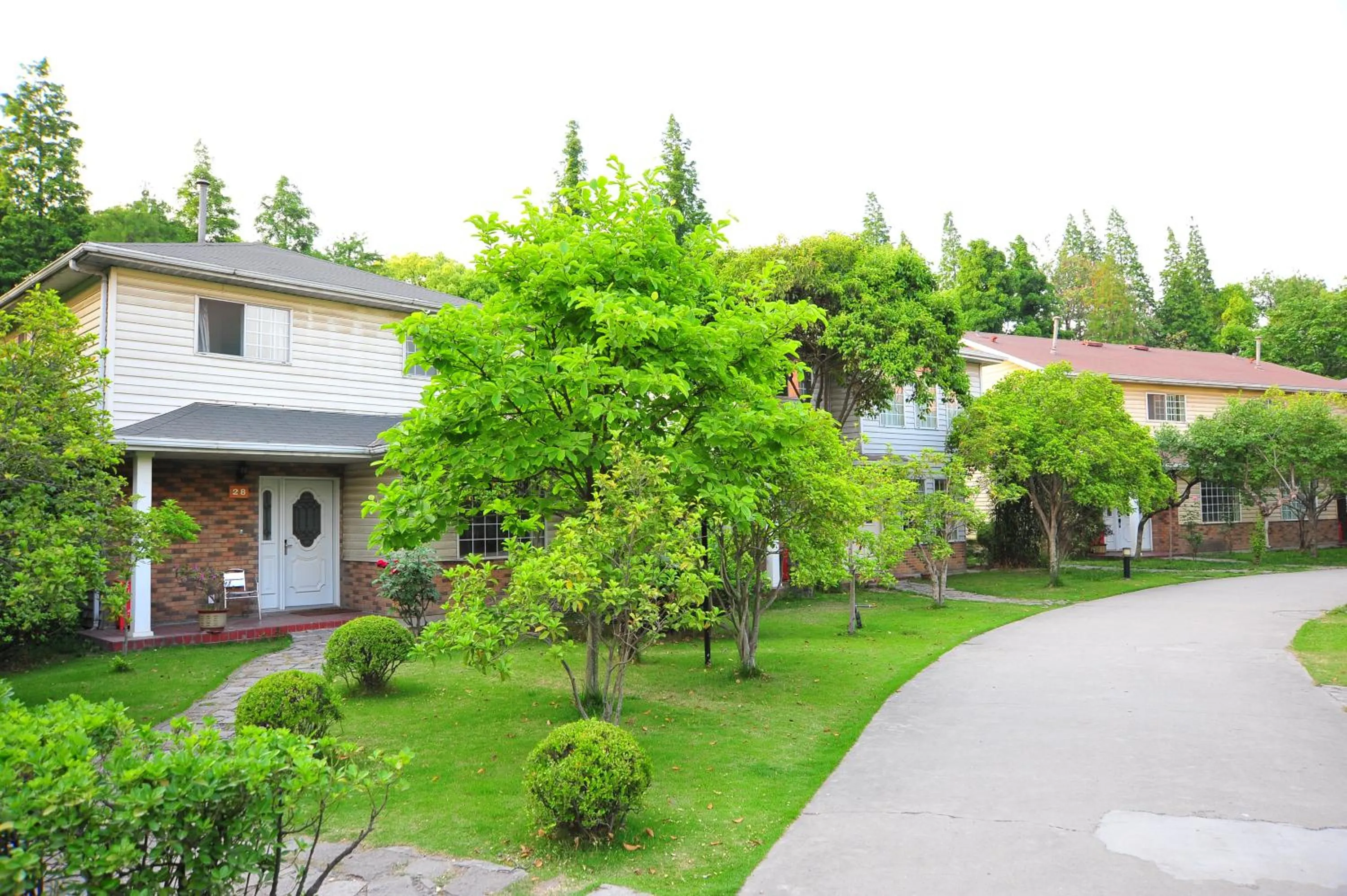 Off site in Grand Skylight Gardens Hotel Shanghai Bai Se Road