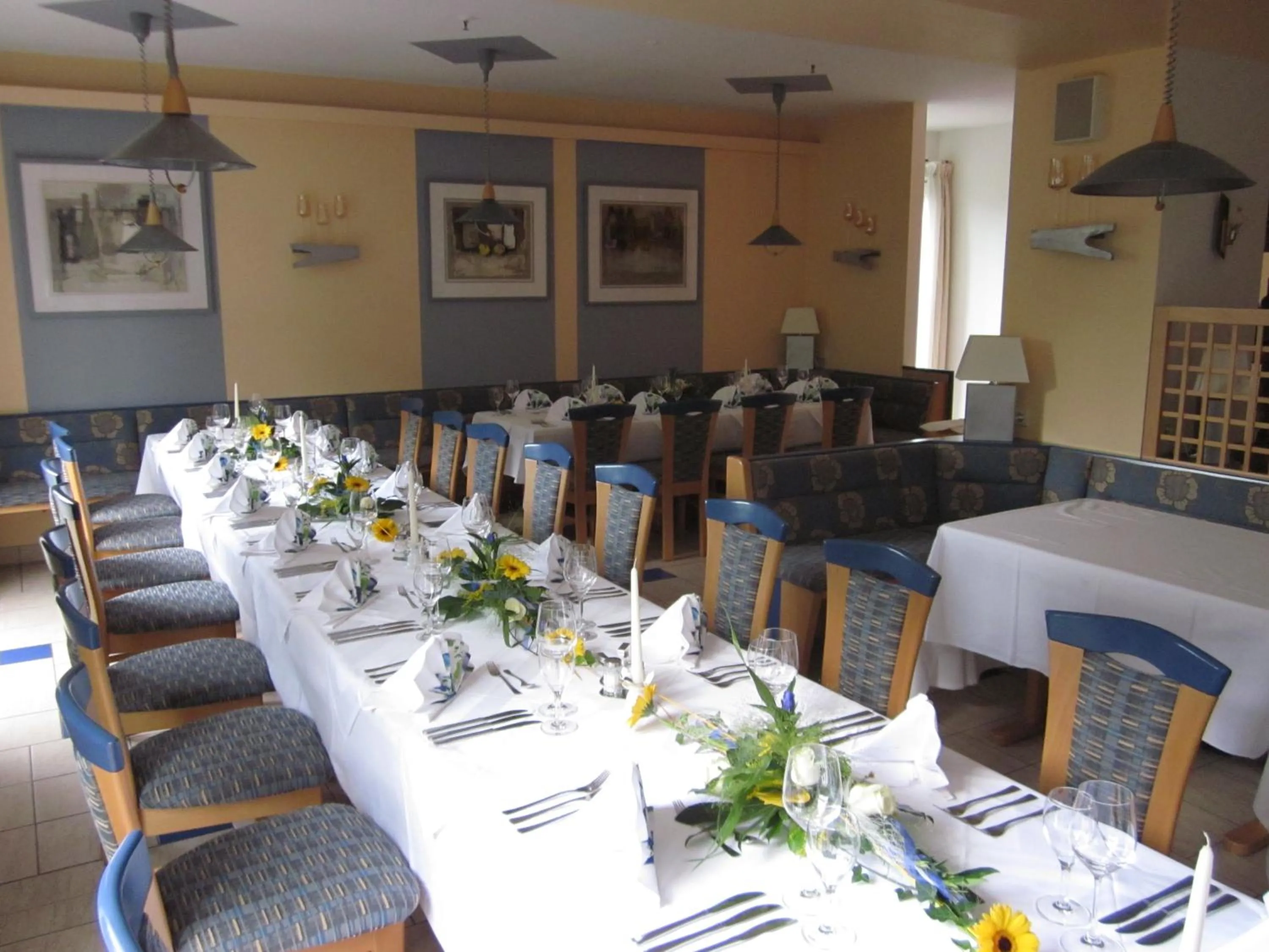 Restaurant/places to eat in Altmühlberg Hotel & Restaurant