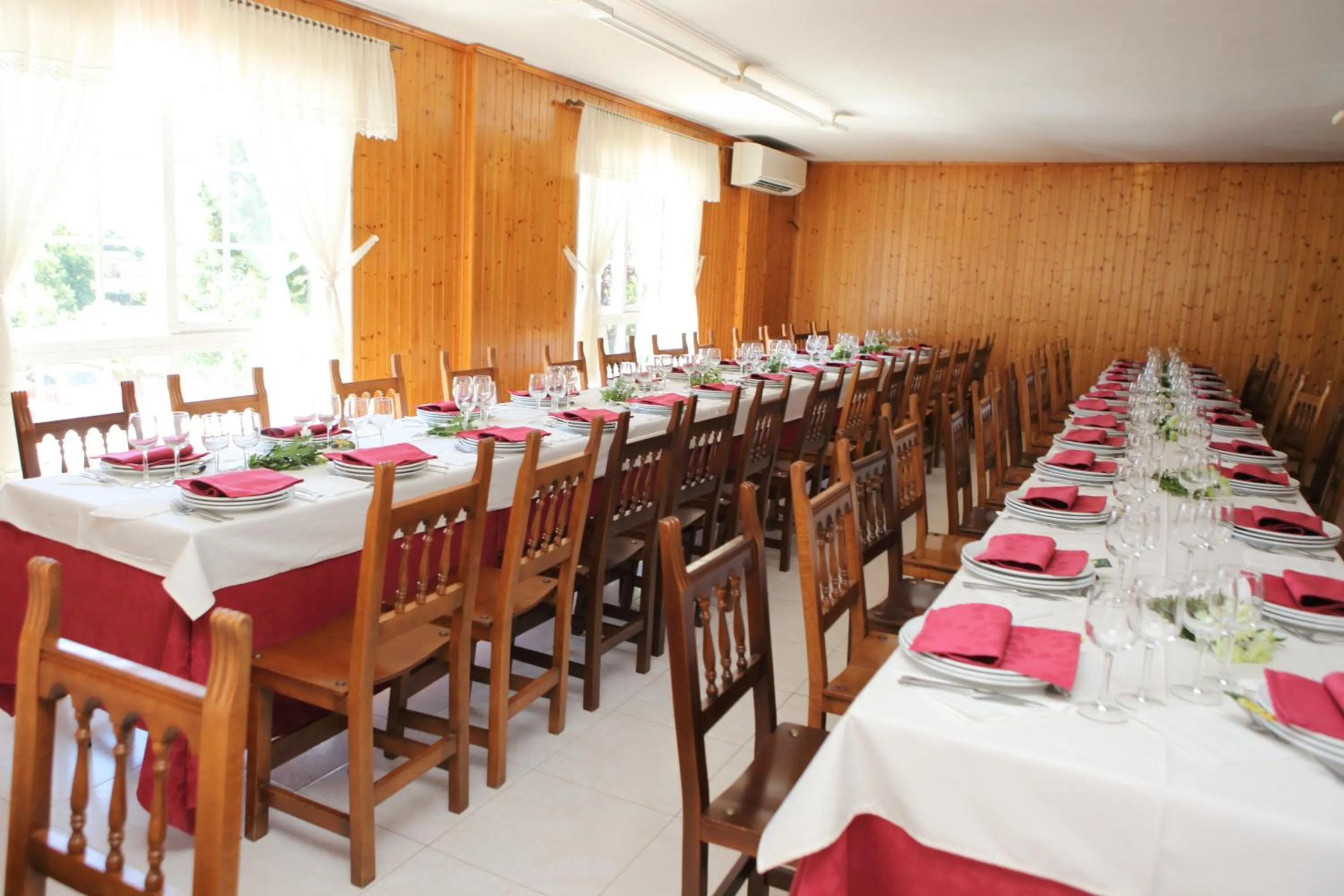 Restaurant/places to eat in Hotel Santa Cruz