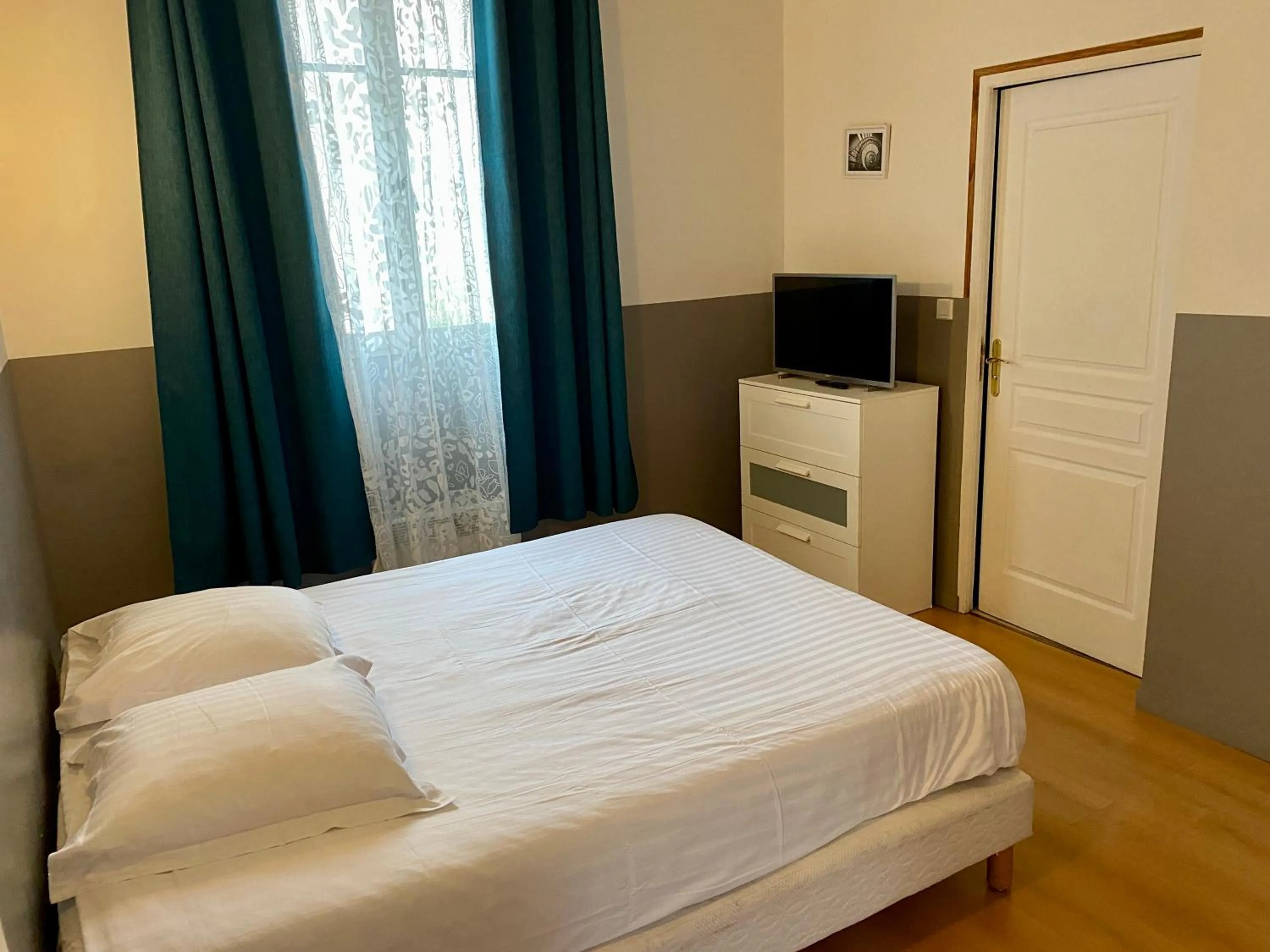 Bed in Residences De Chartres