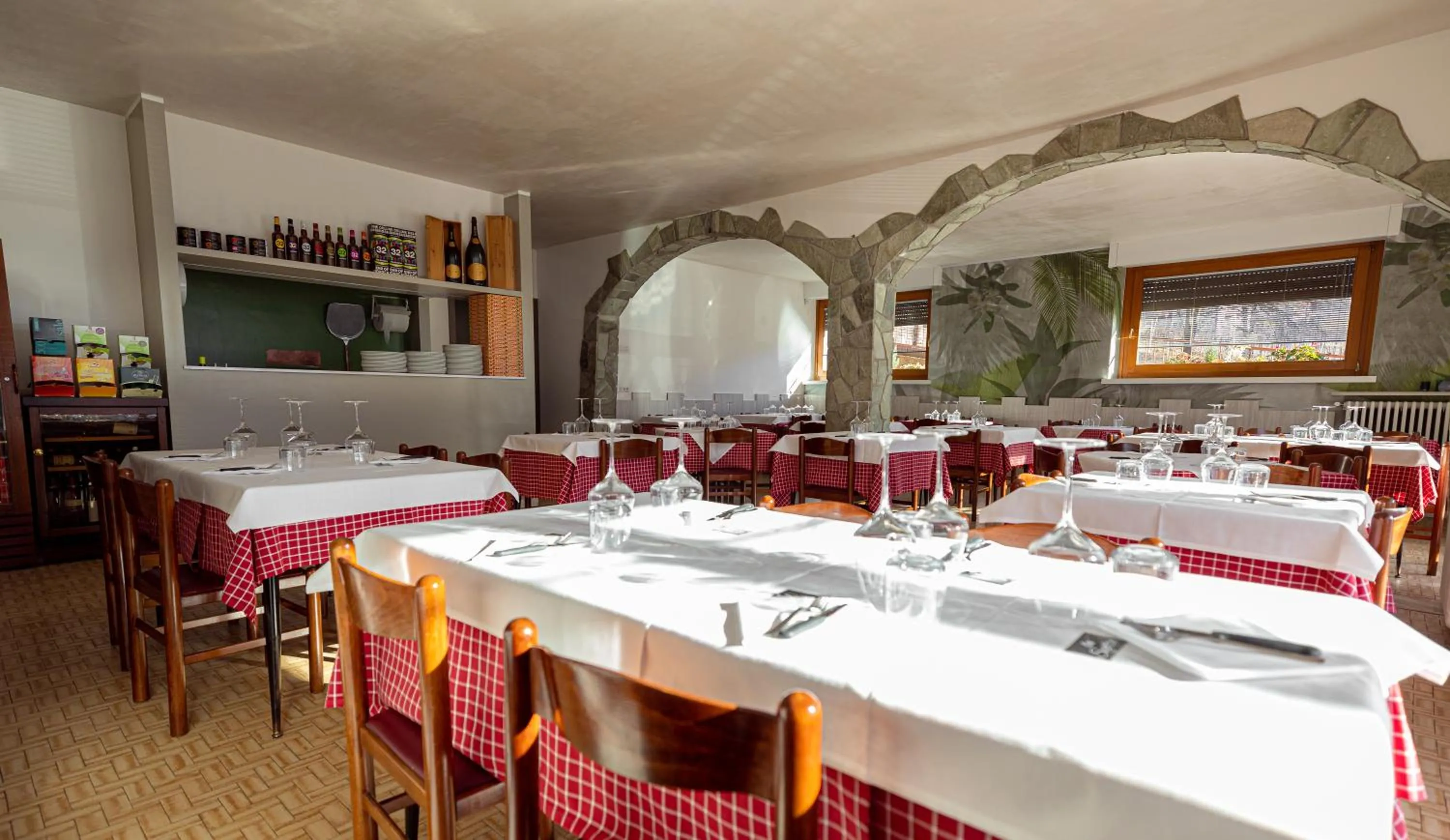 Restaurant/places to eat in La Svolta