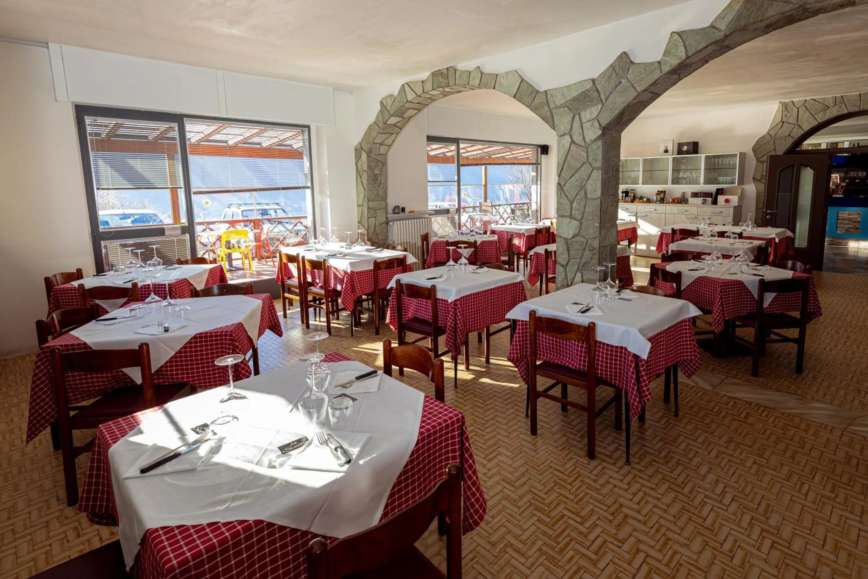 Restaurant/places to eat in La Svolta
