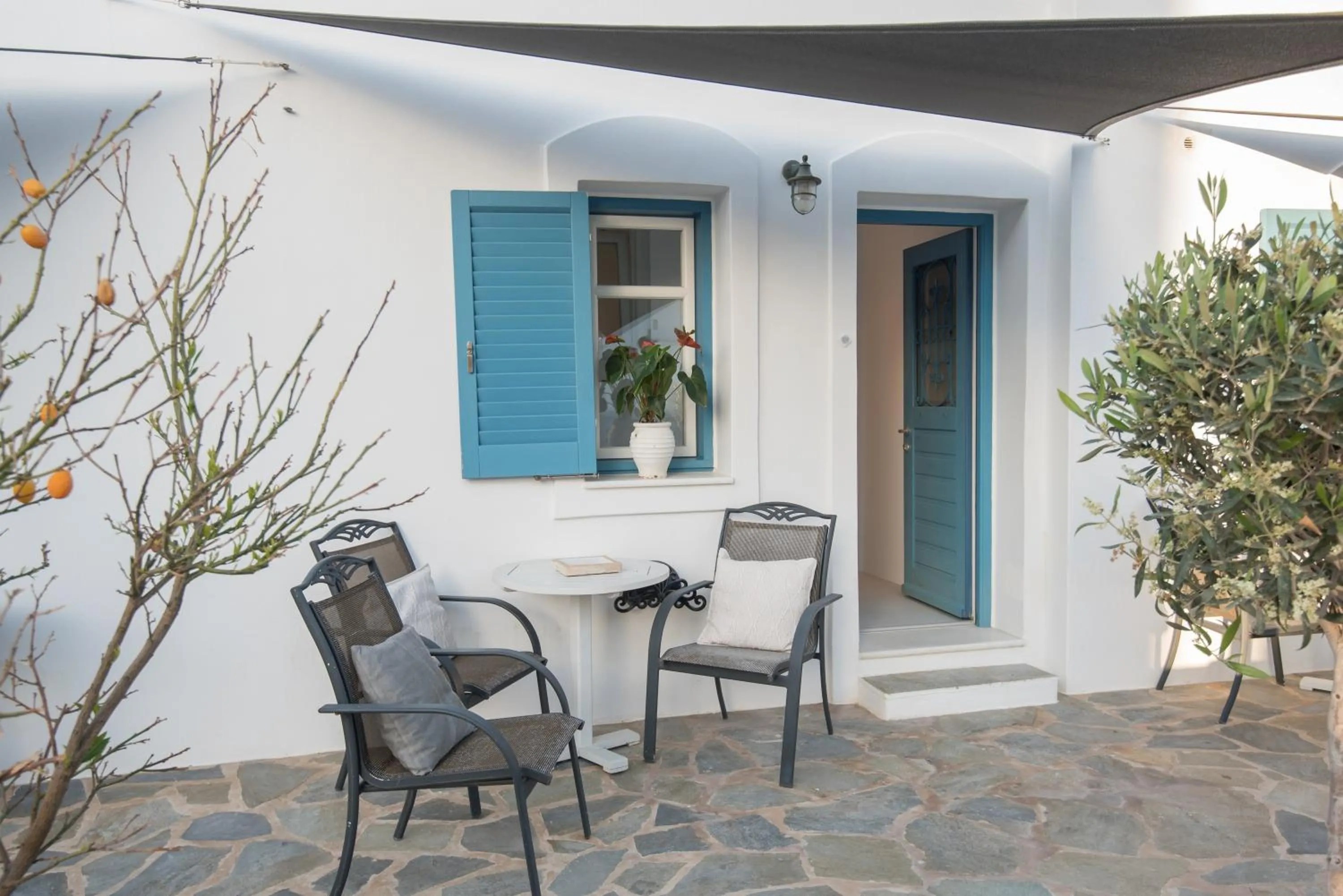 Alexandros Apartments