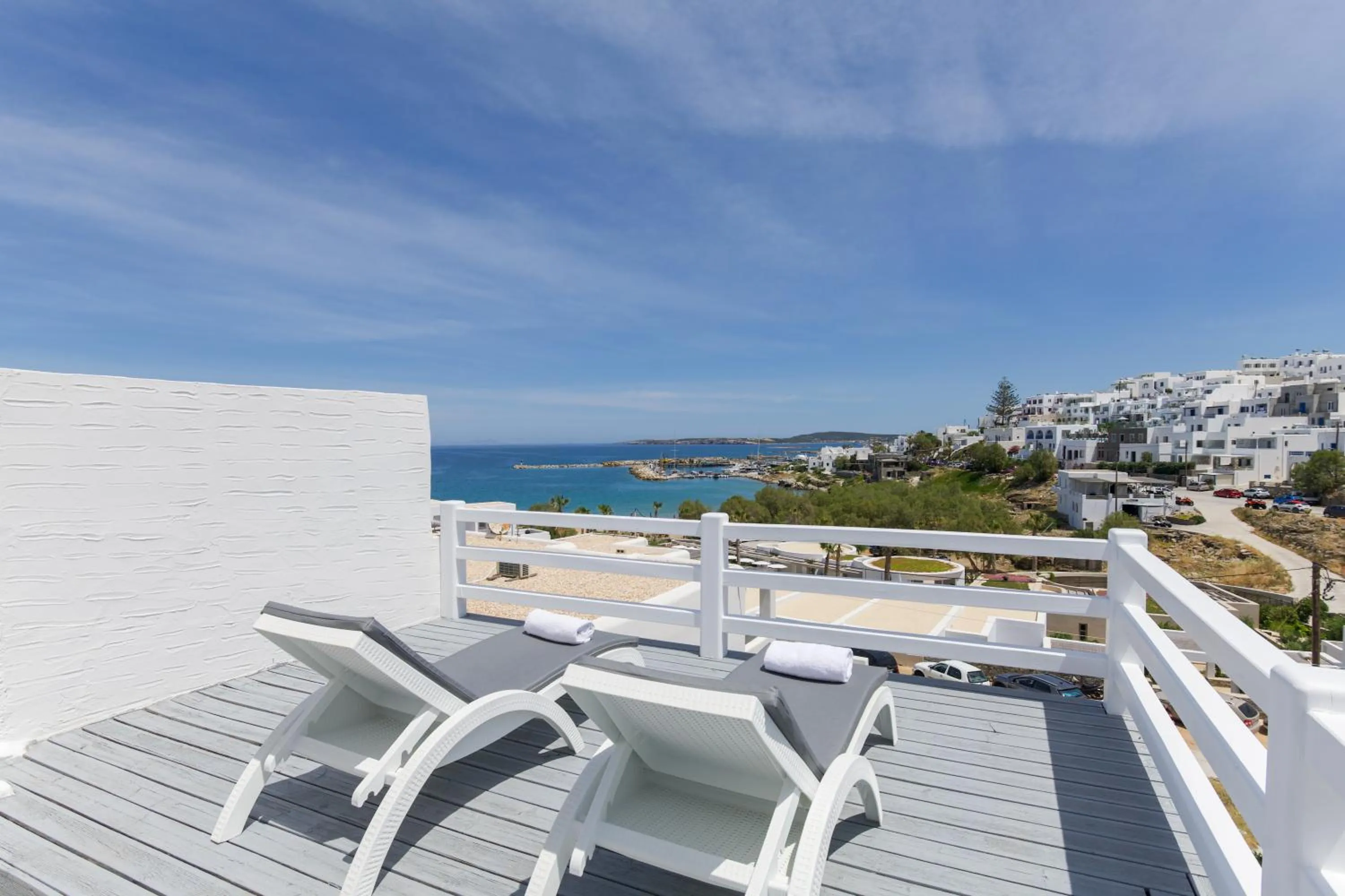 Alexandros Apartments