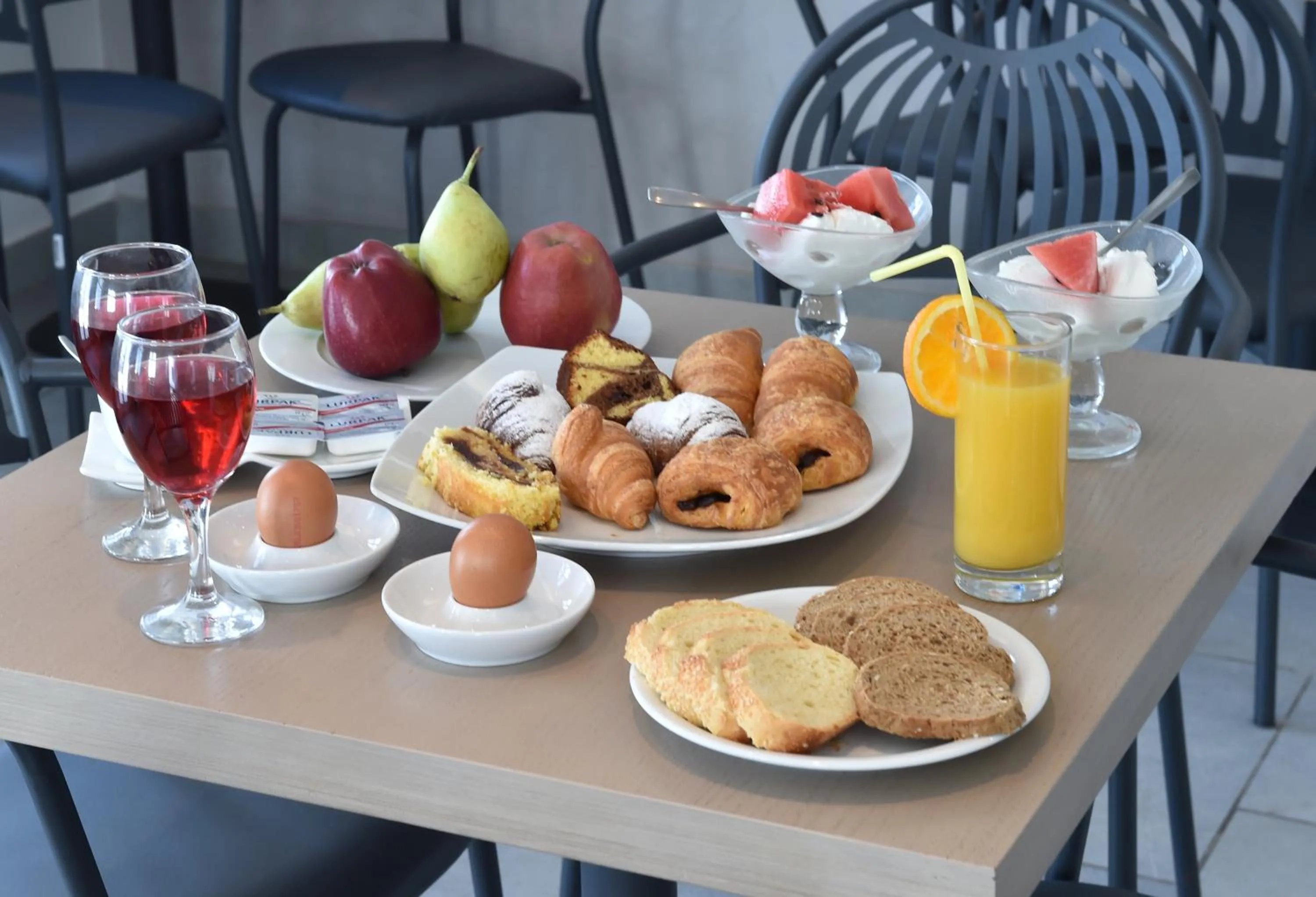 Food in Alexandros Apartments