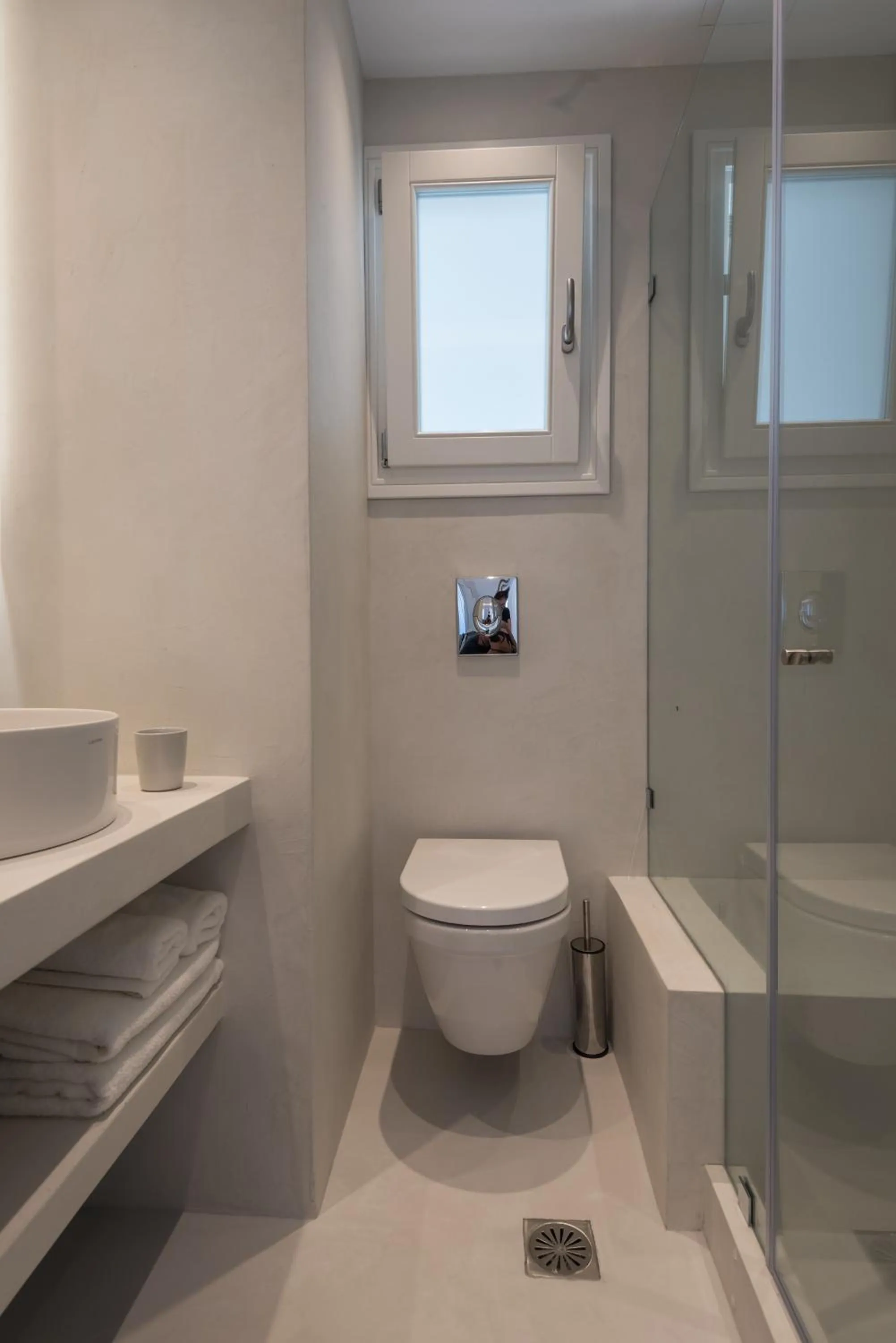 Alexandros Apartments