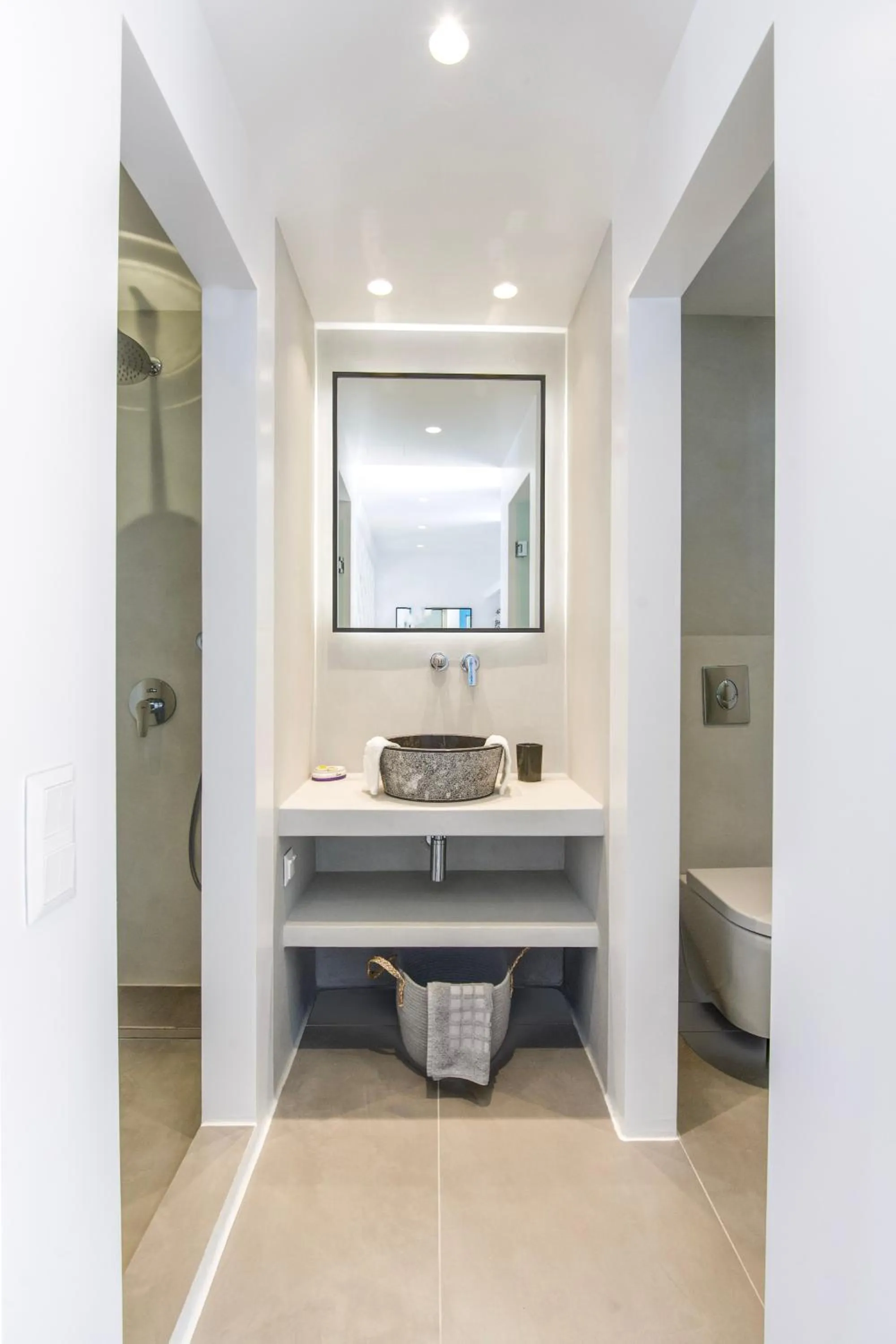 Alexandros Apartments