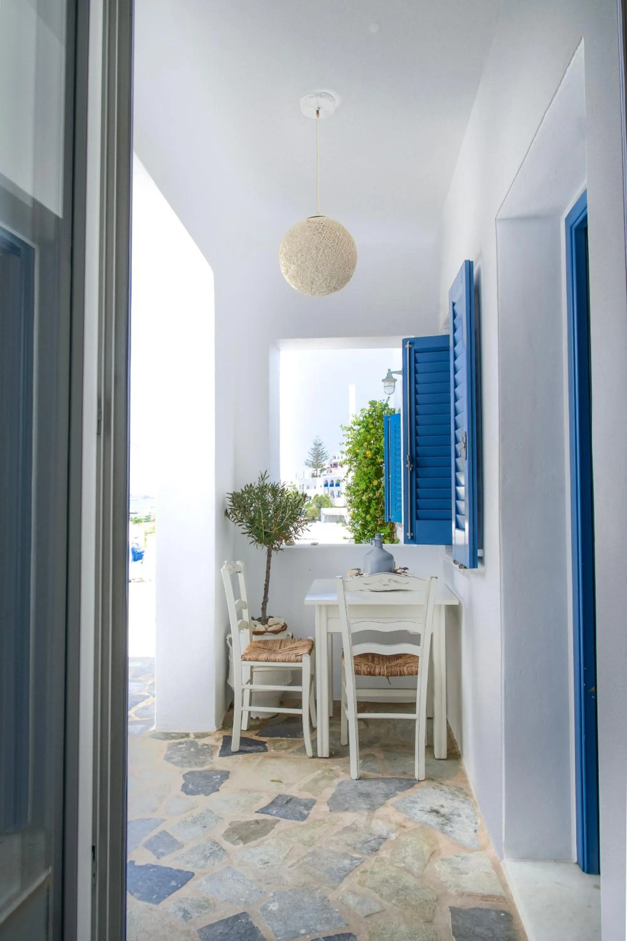 Alexandros Apartments