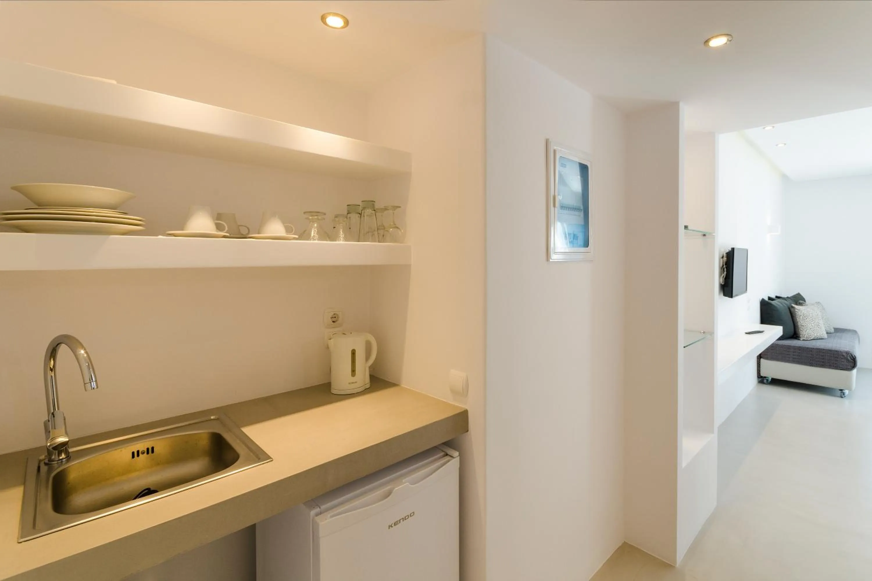 Alexandros Apartments