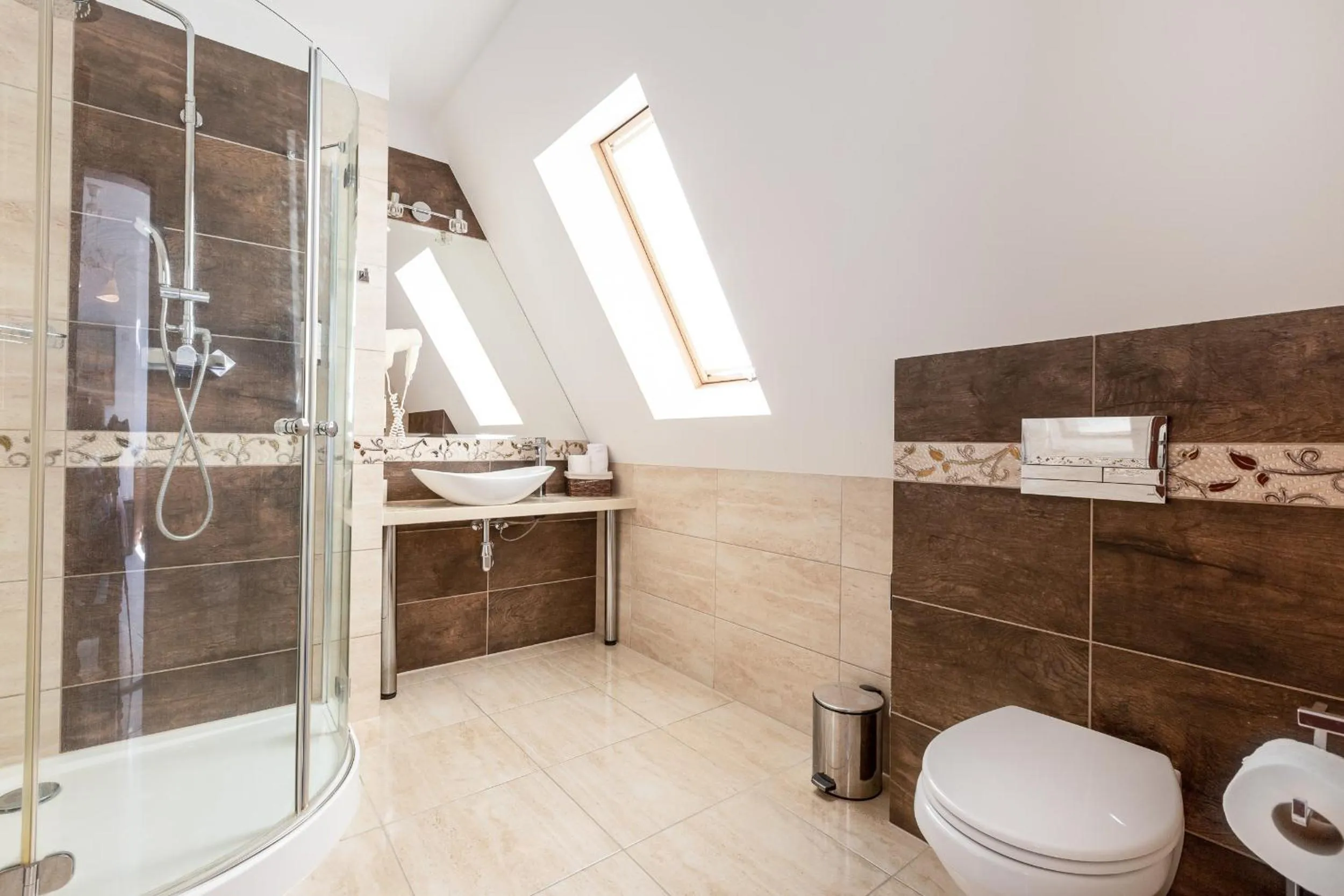 Shower in COLUMBUS Apartamenty Ustka - Limanowskiego 1