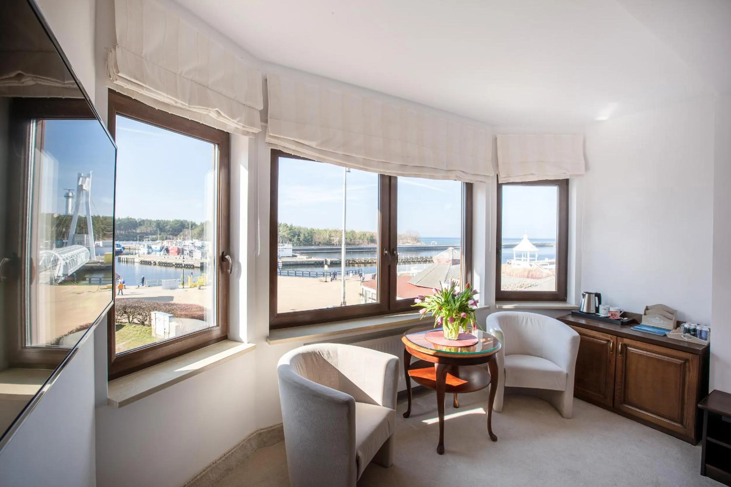 TV and multimedia in COLUMBUS Apartamenty Ustka - Limanowskiego 1