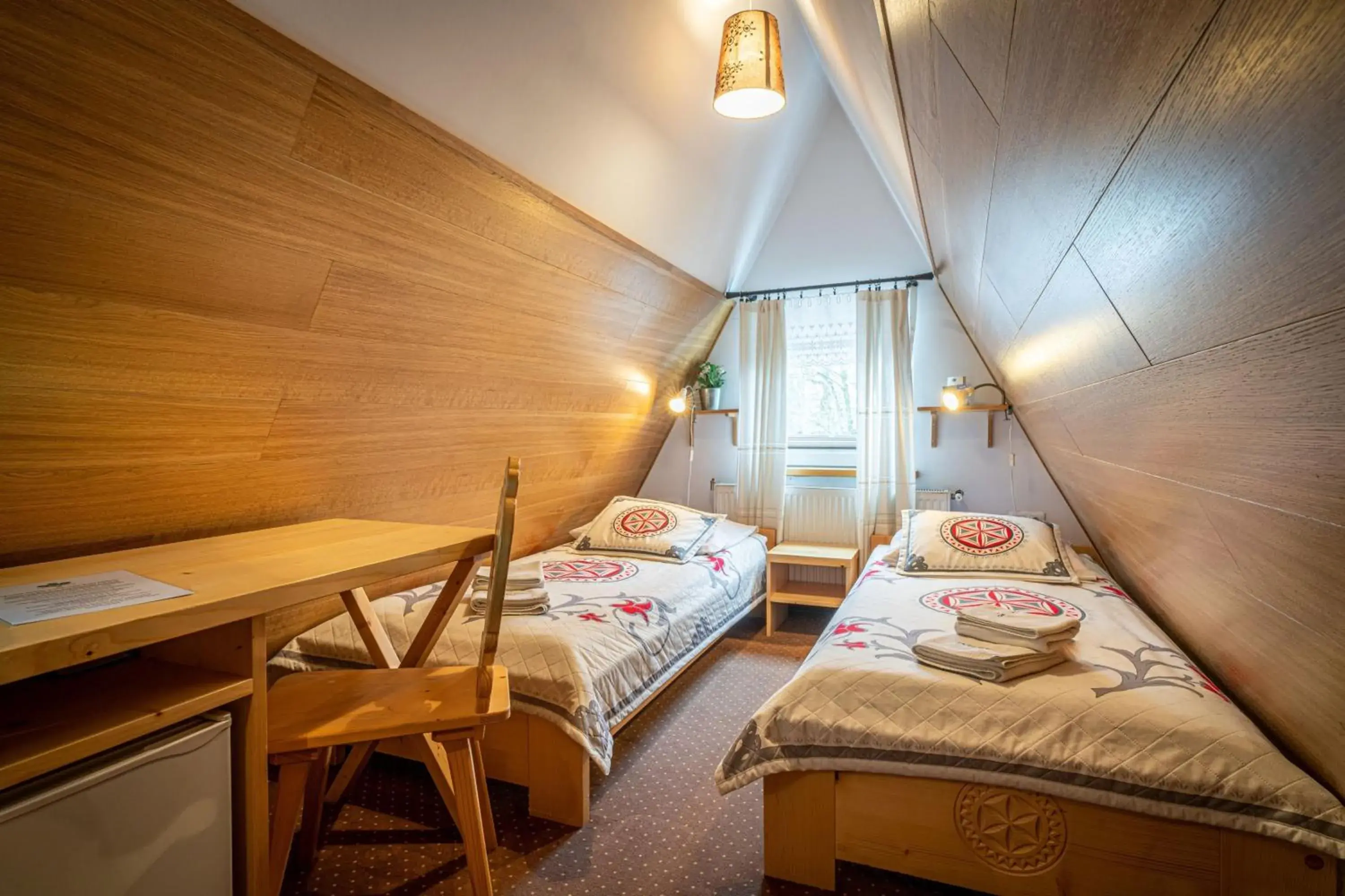 Economy Twin Room with External Bathroom in Willa Cicha Woda Centrum Economy Twin Room with External Bathroom in Willa Cicha Woda Centrum