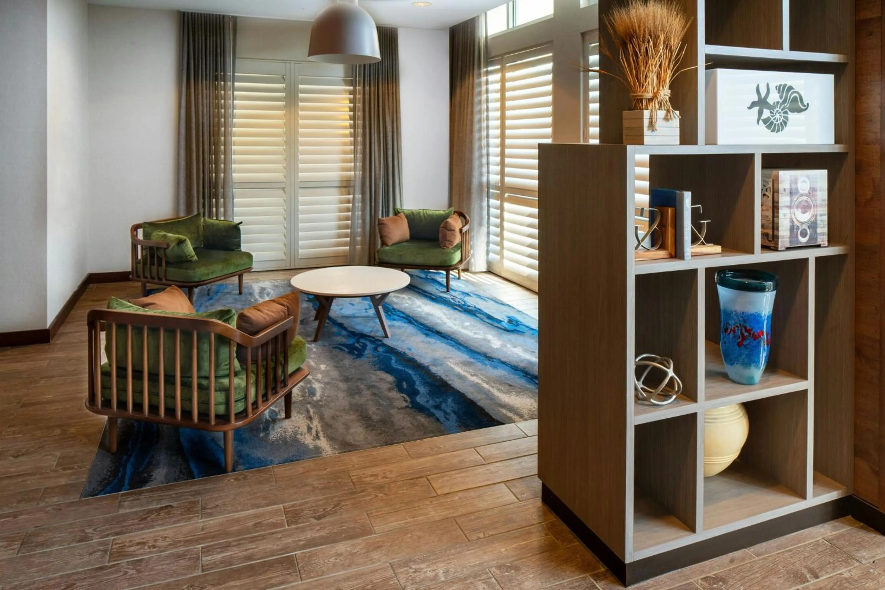 Lobby or reception in Fairfield Inn & Suites by Marriott Savannah Midtown