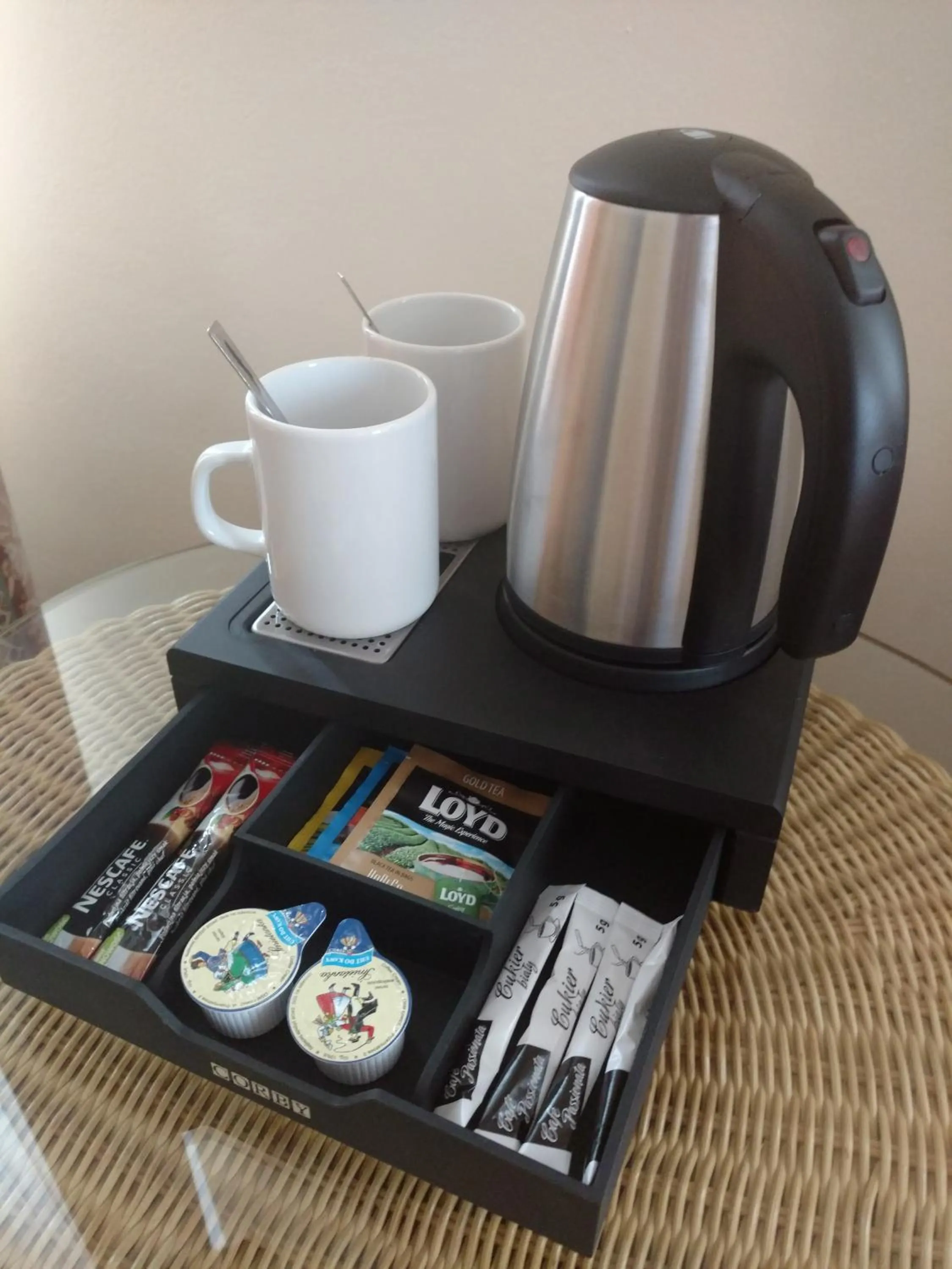 Coffee/tea facilities in Hotel Bartis