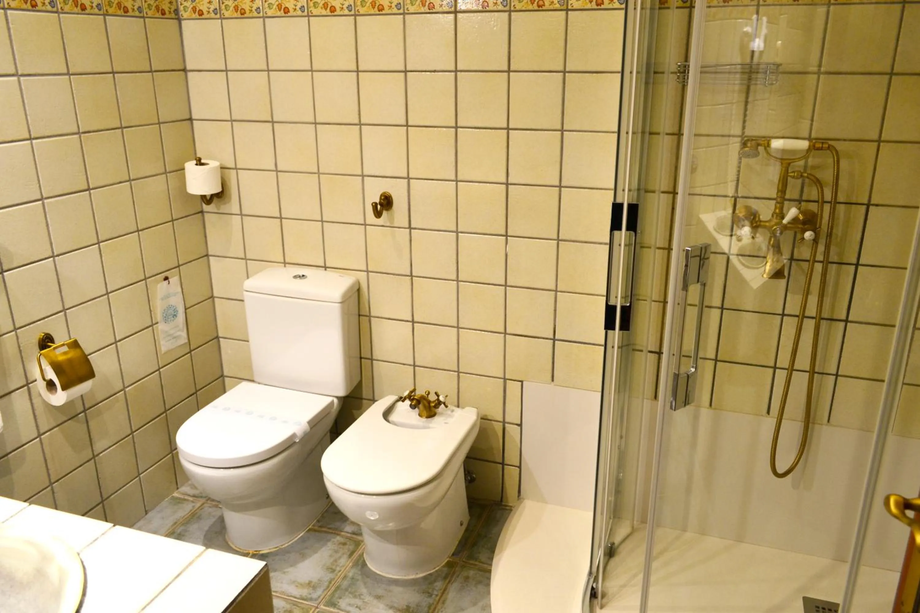 Bathroom in Hotel Alda Vía León