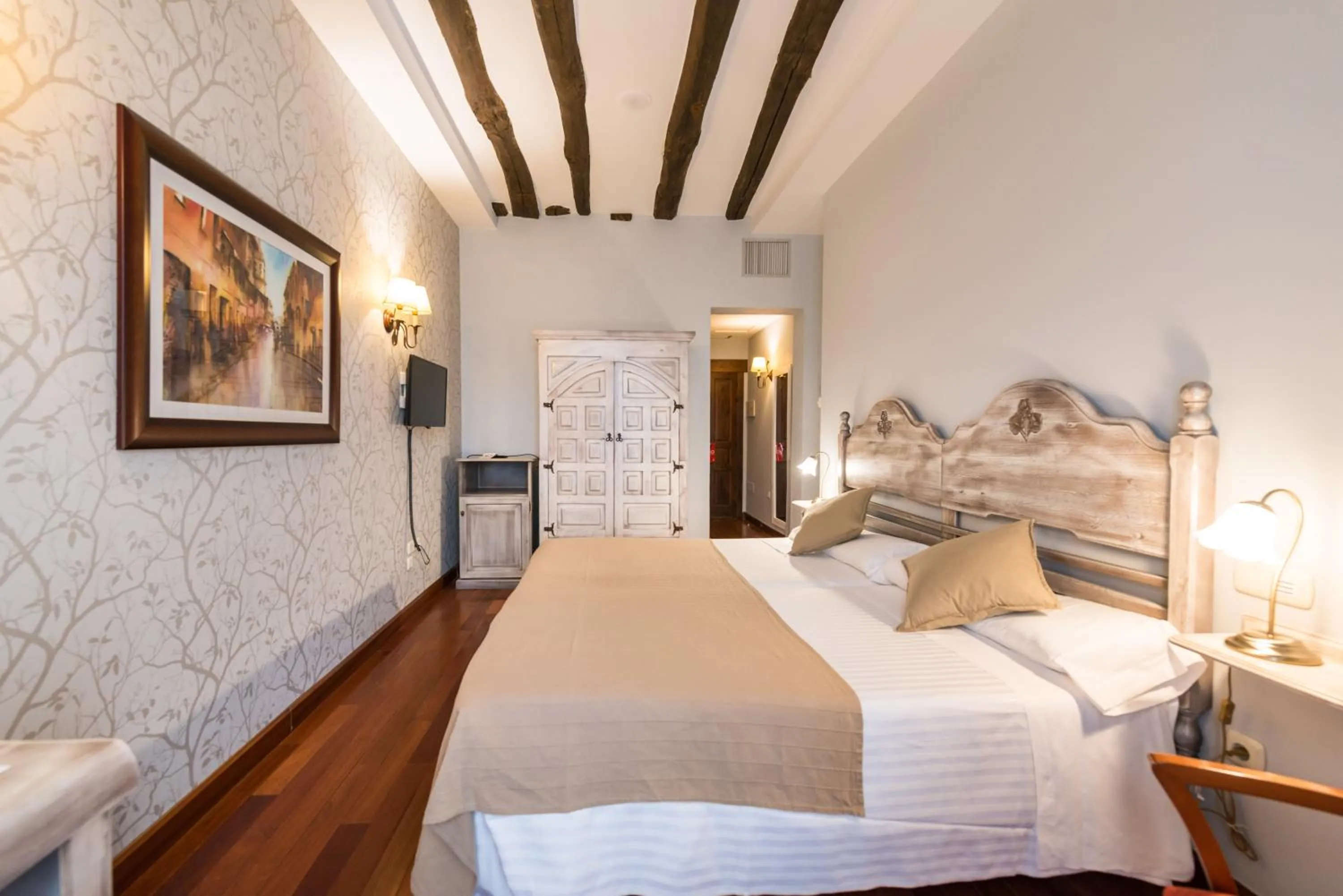 Bed in Hotel Alda Vía León