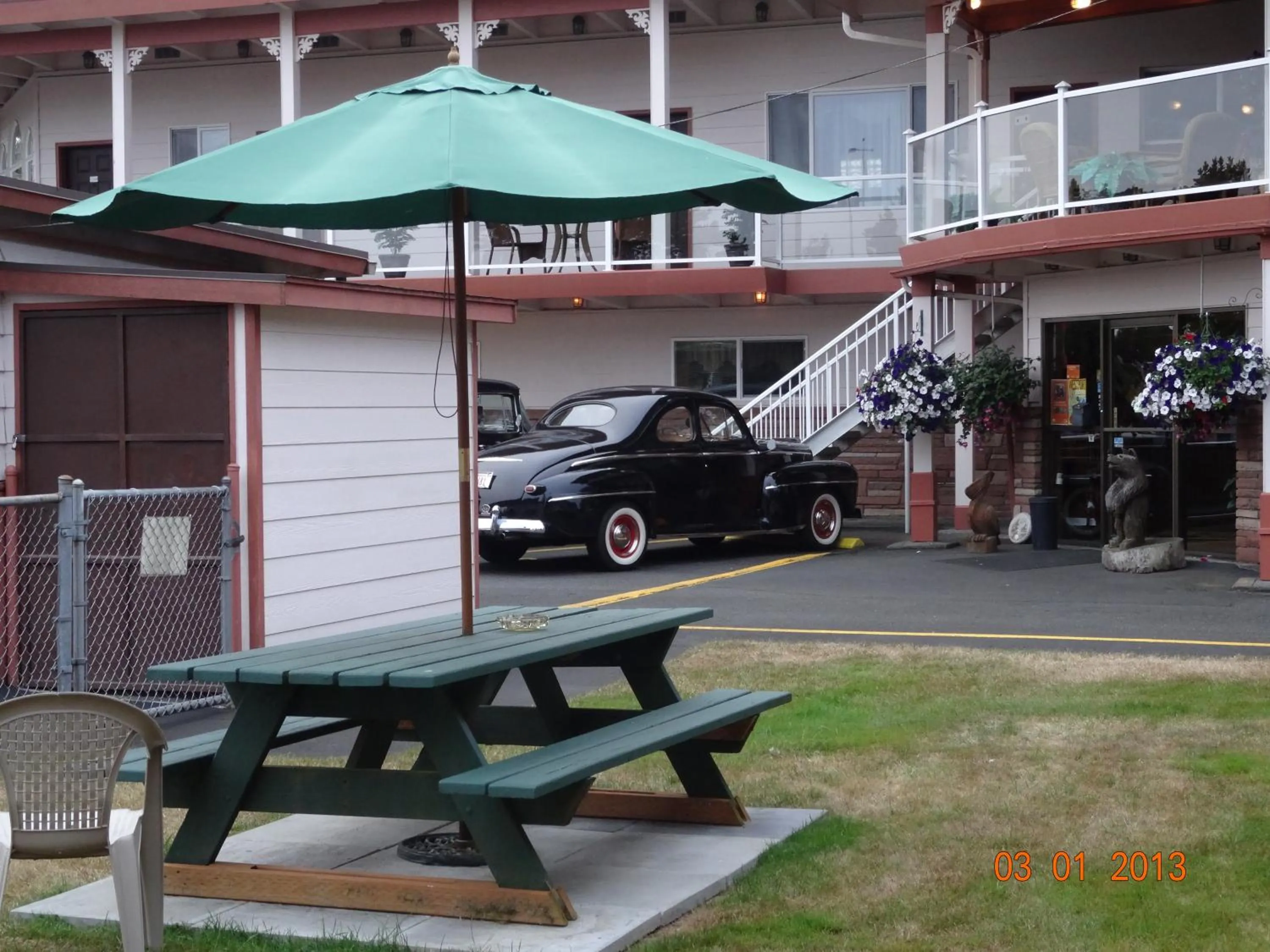 Property building in Breakers Boutique Inn