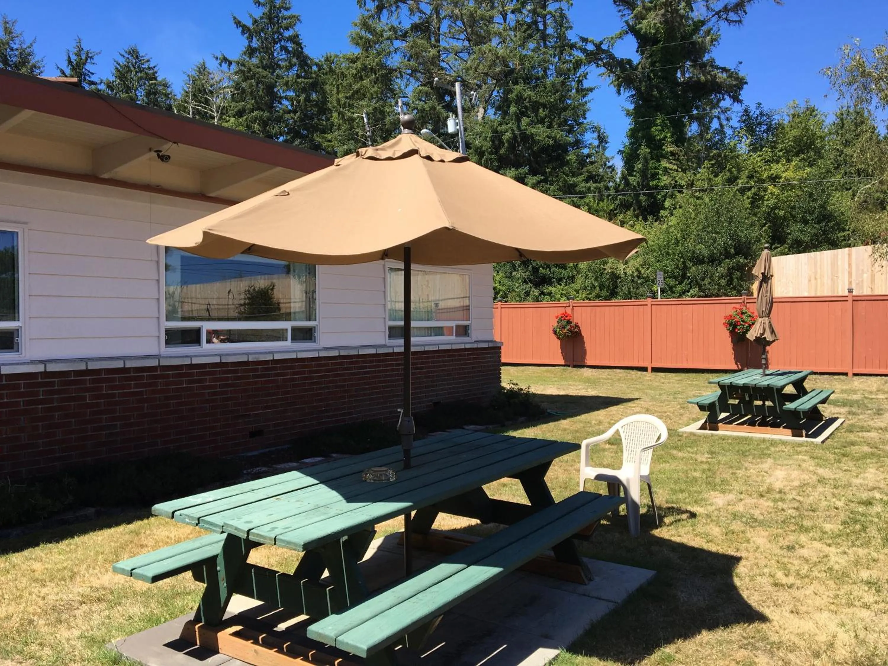 Property building in Breakers Boutique Inn