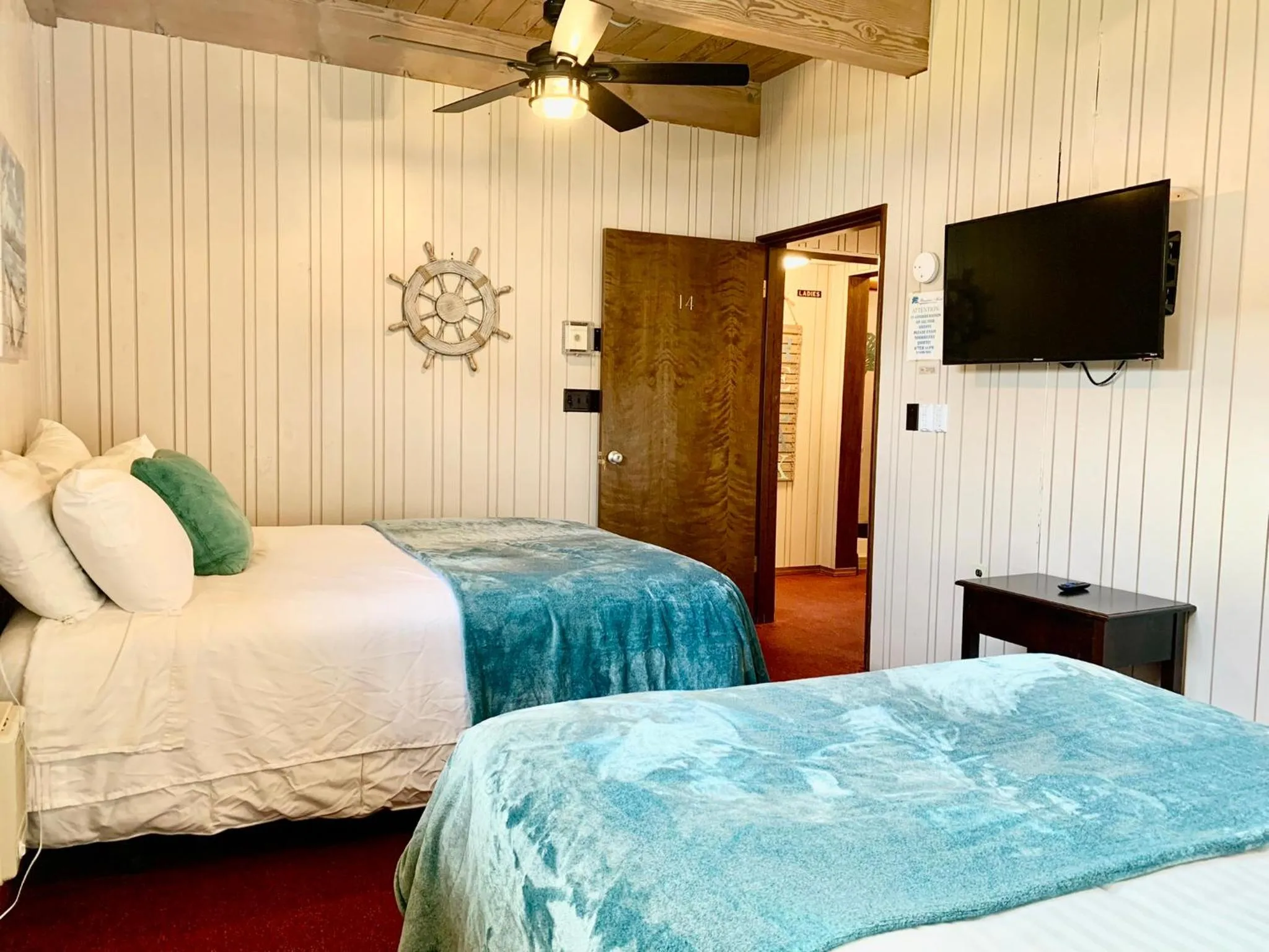 Bedroom in Breakers Boutique Inn