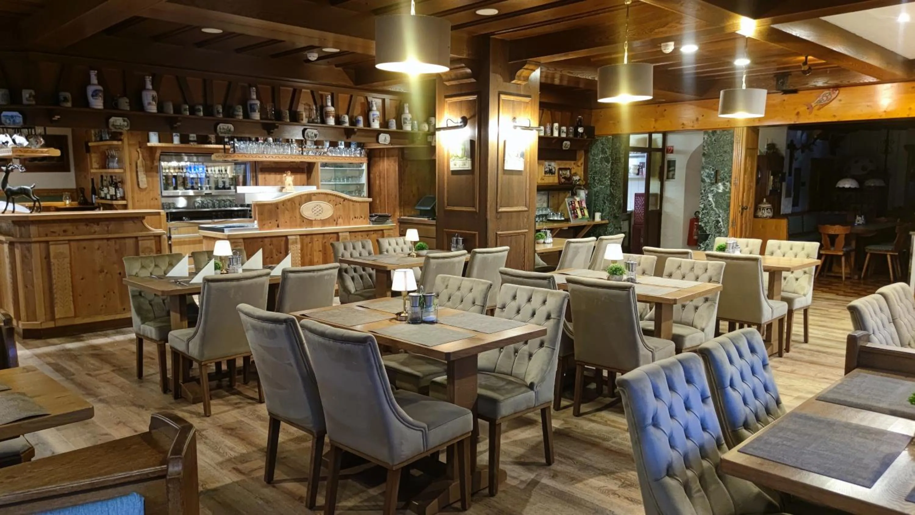 Restaurant/places to eat in Hotel Bärenstüberl