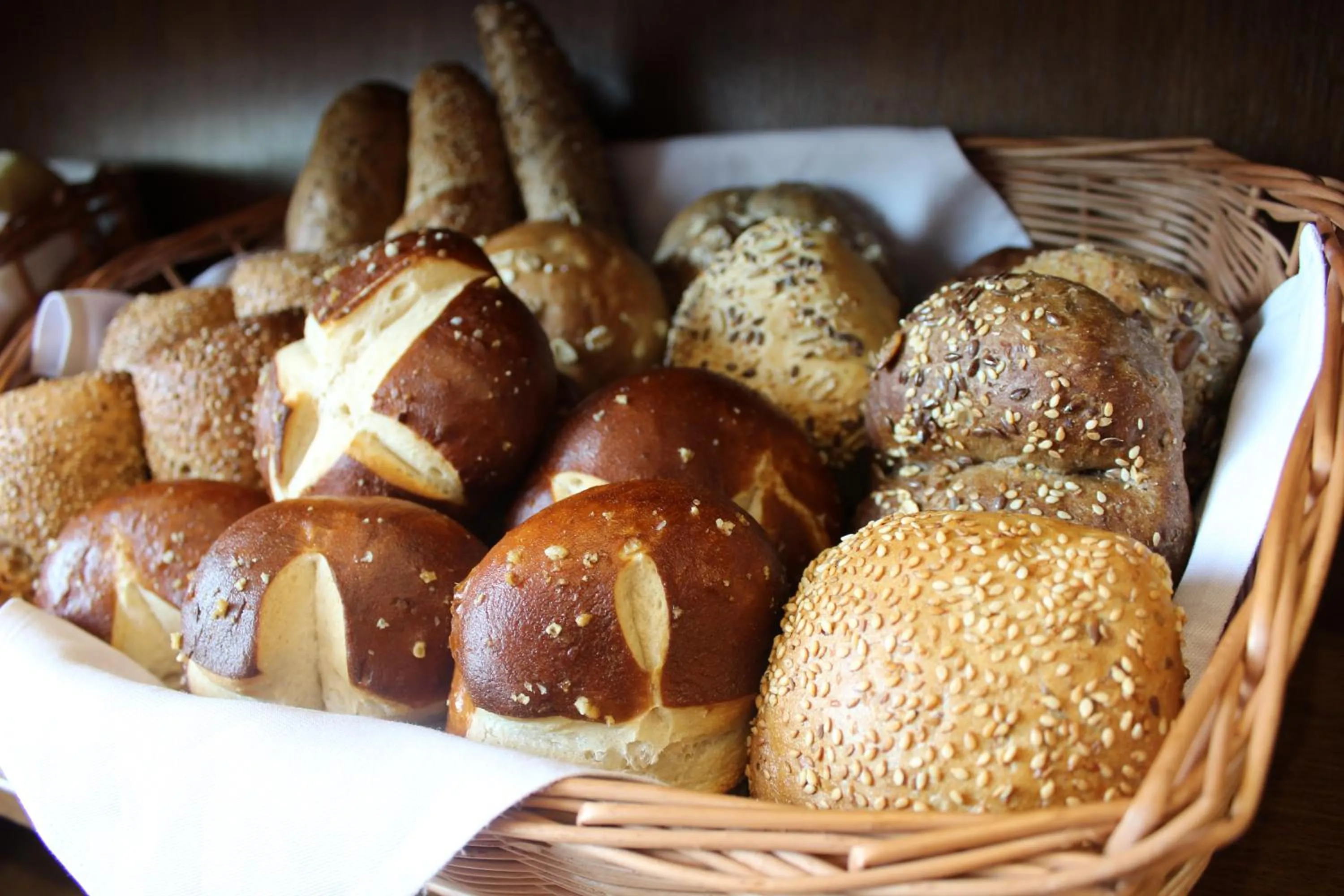 Buffet breakfast in Hotel Bärenstüberl