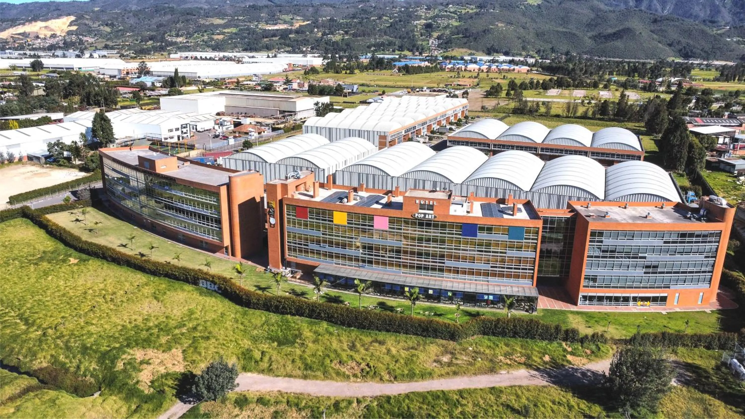 Facade/entrance in Pop Art Hotel Tocancipá y Centro de Convenciones