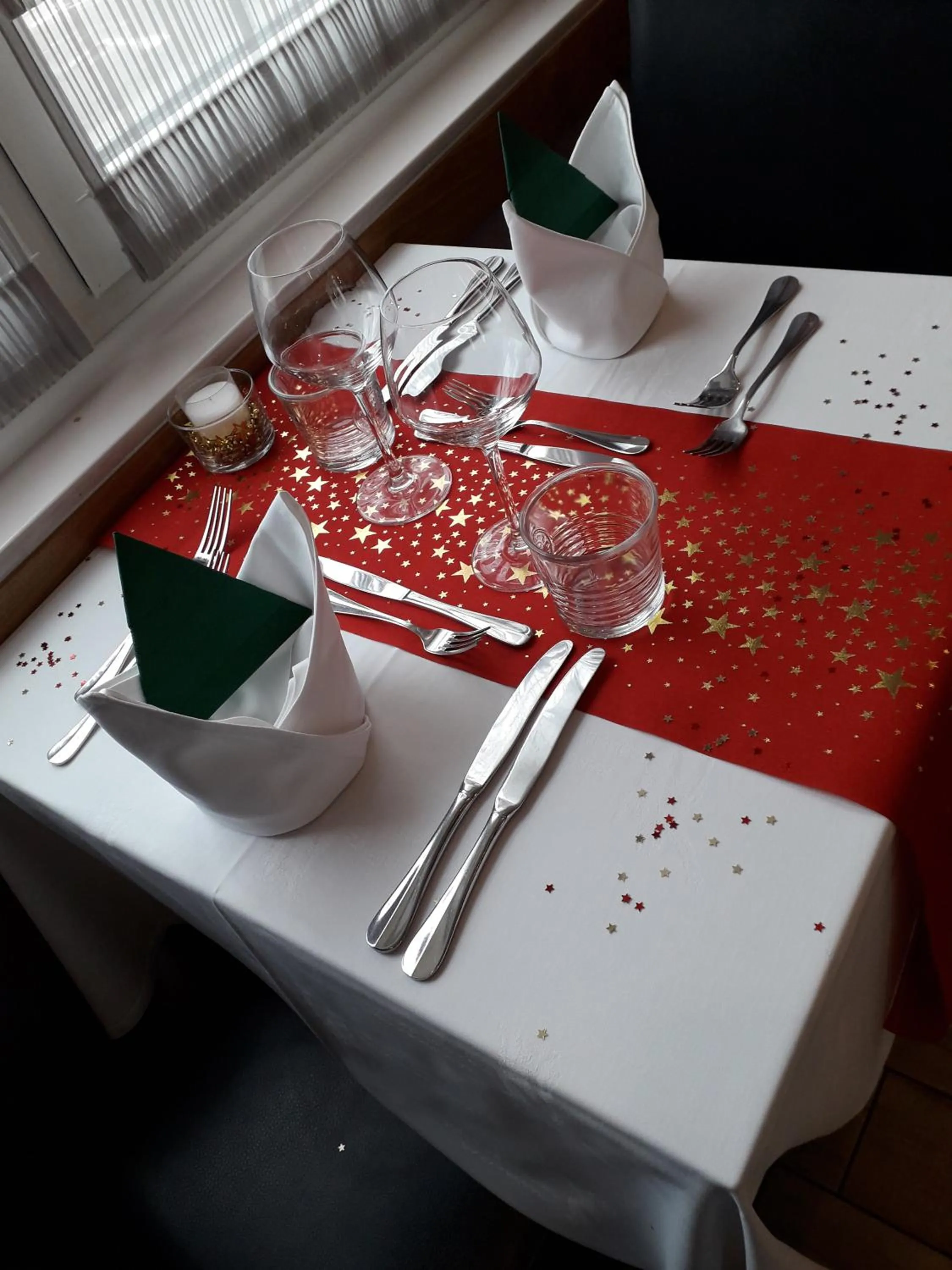 Property building in Logis Hotel du Parc-Restaurant - Le Rouget de Lisle